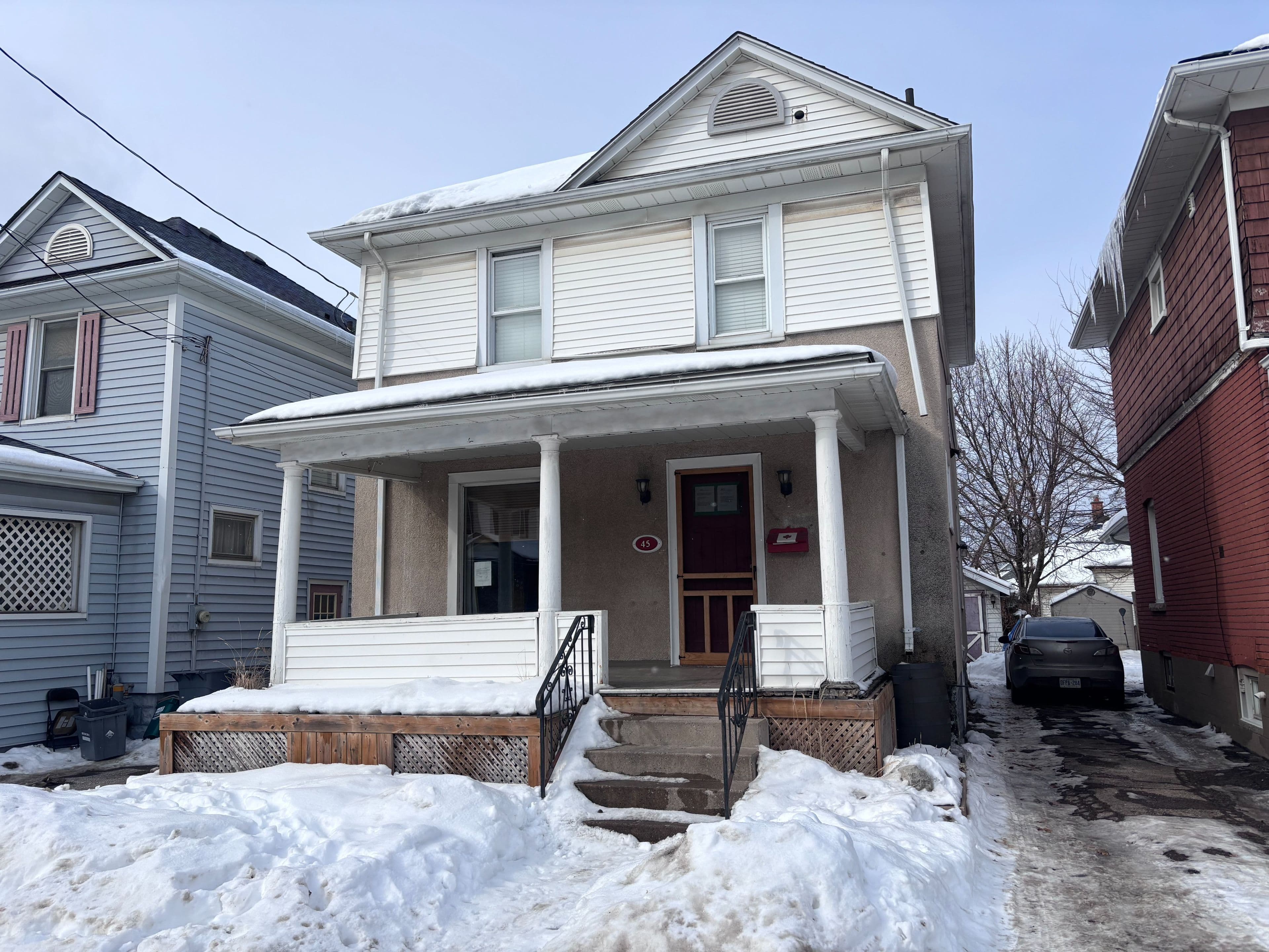 45 Chaplin Avenue, St. Catharines, ON L2R 2E7