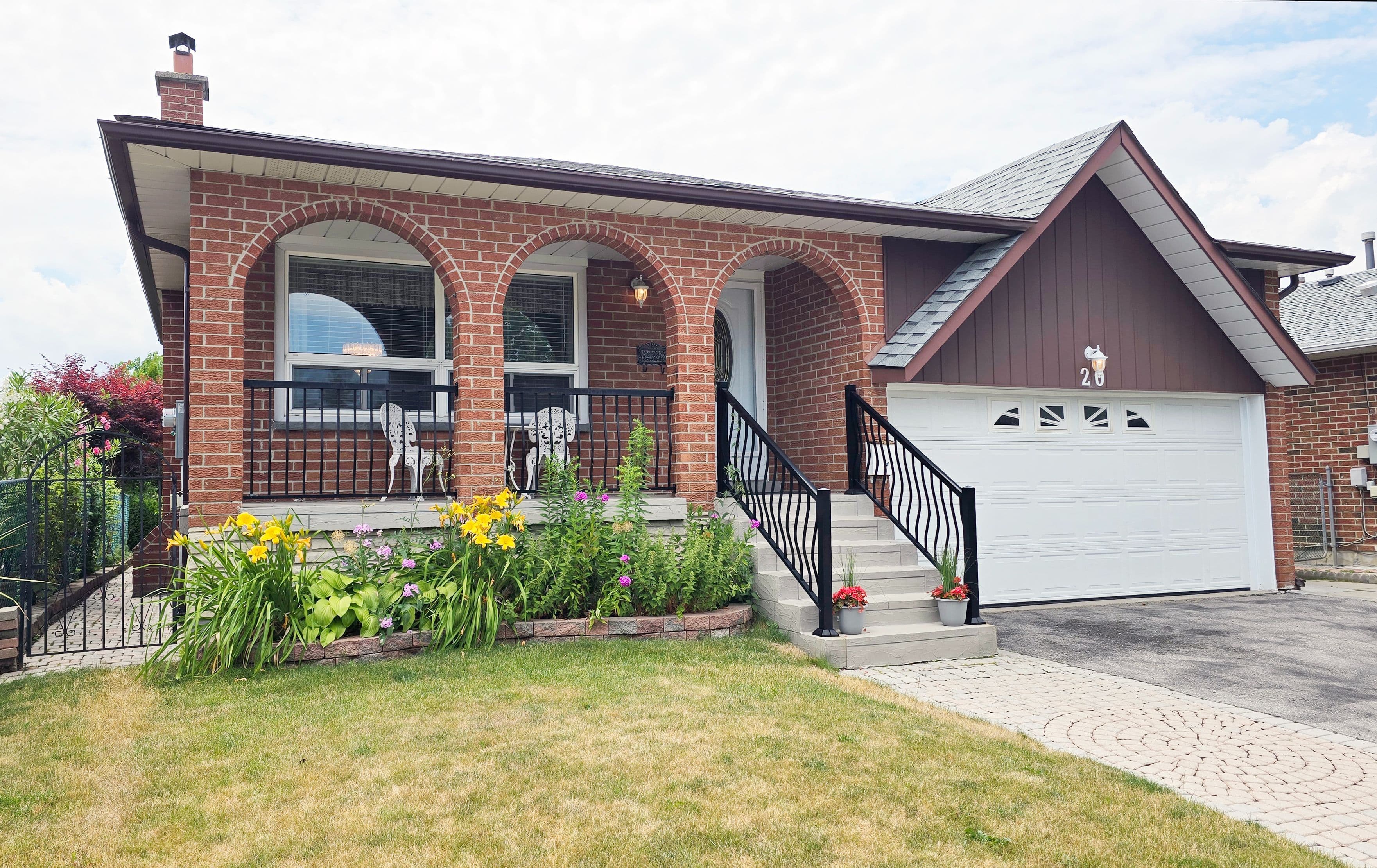 20 Cleethorpes Boulevard, Toronto E07, ON M1S 3T3