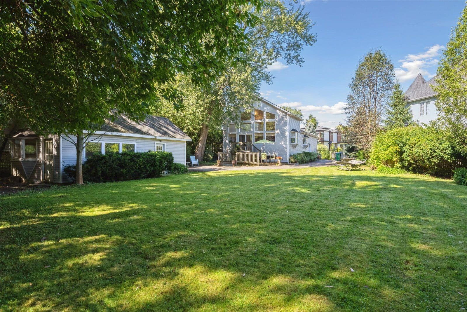 708 Montbeck Crescent, Mississauga, ON L5G 1P3