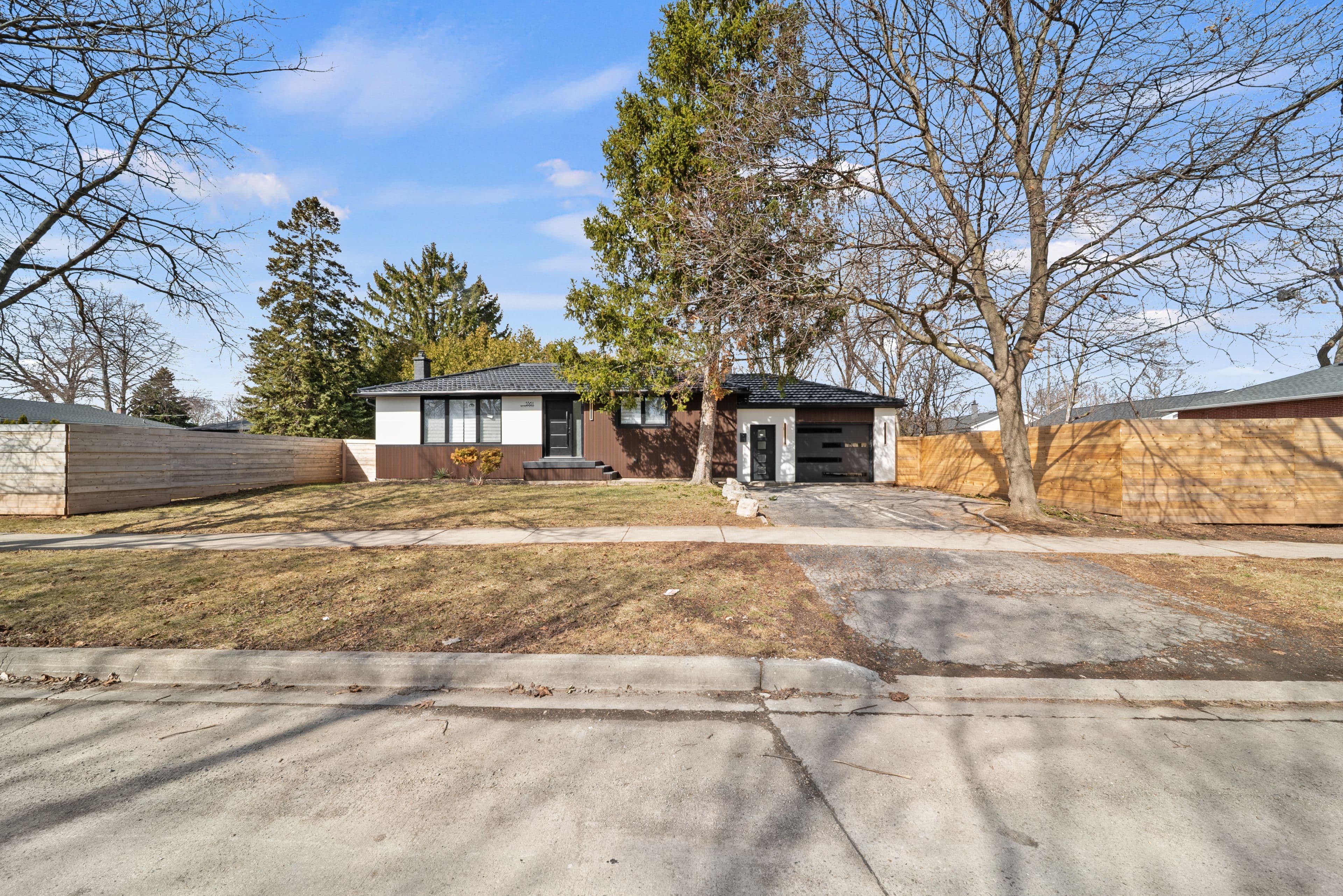 5361 Bromley Road, Burlington, ON L7L 3G6