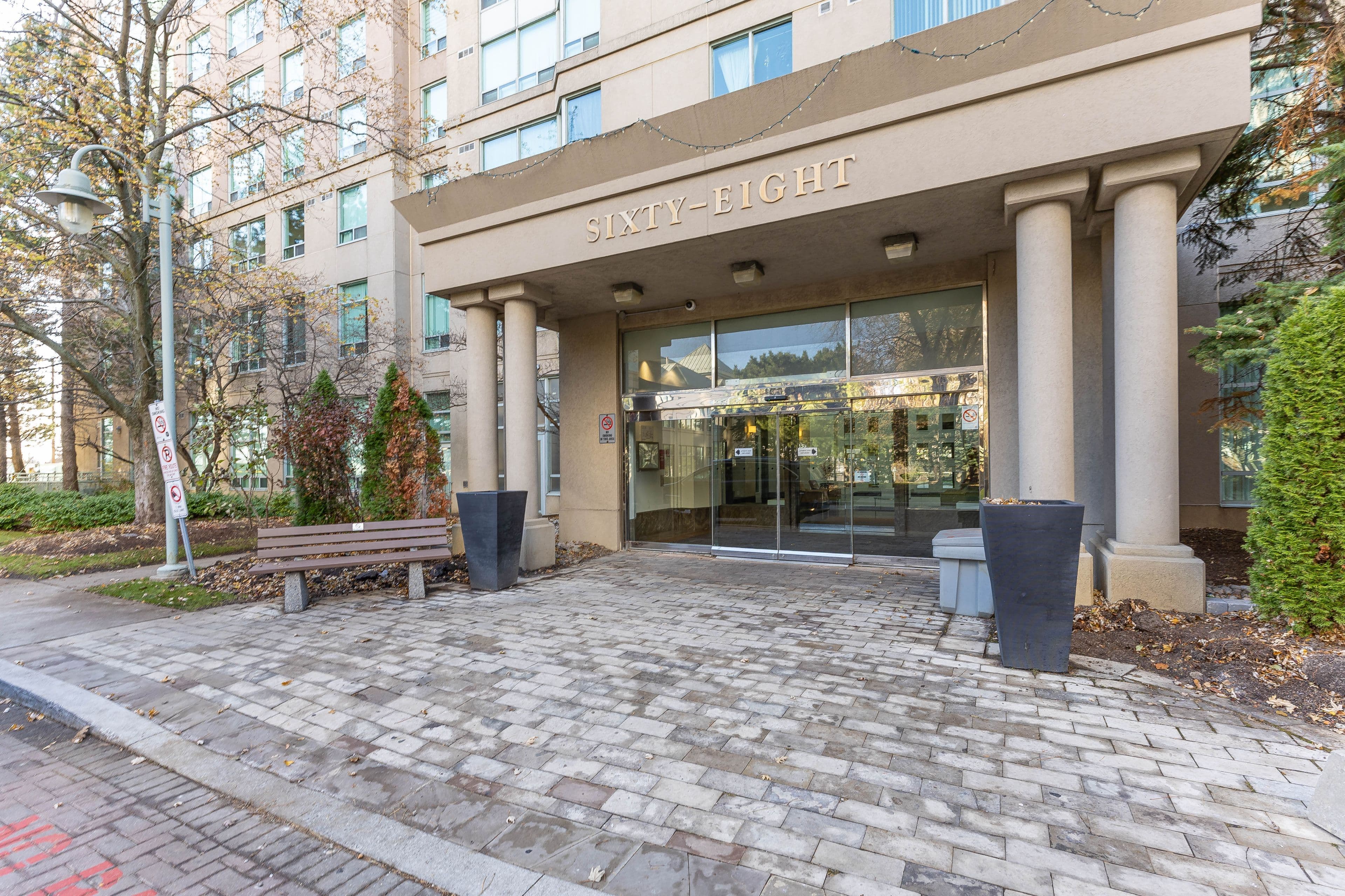 68 Corporate Drive 332, Toronto E09, ON M1H 3H3