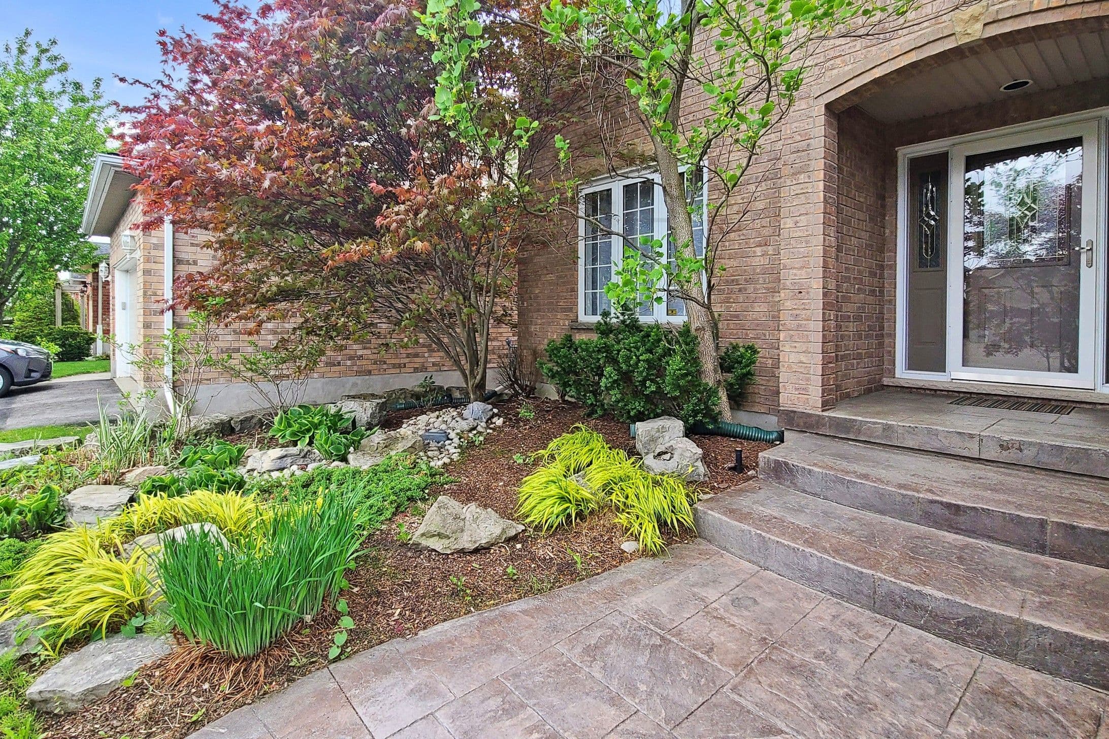 574 Sandbanks Crescent, Waterloo, ON N2V 2K2