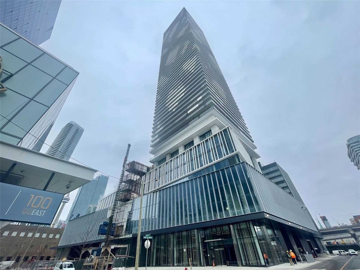 138 Downes Street 2808, Toronto C08, ON M5E 0E4