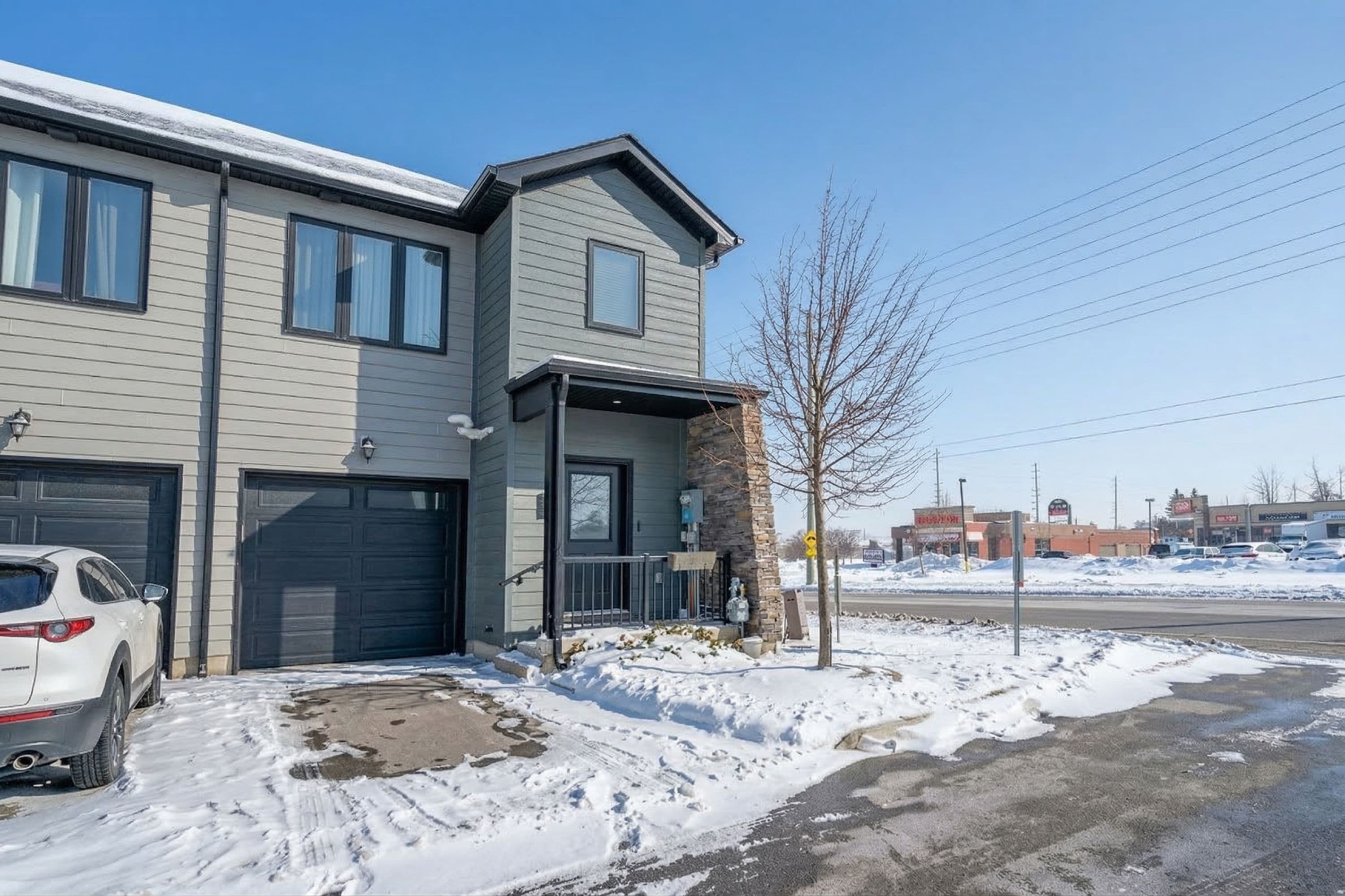 1 Stonehart Lane, Barrie, ON L4M 7E8