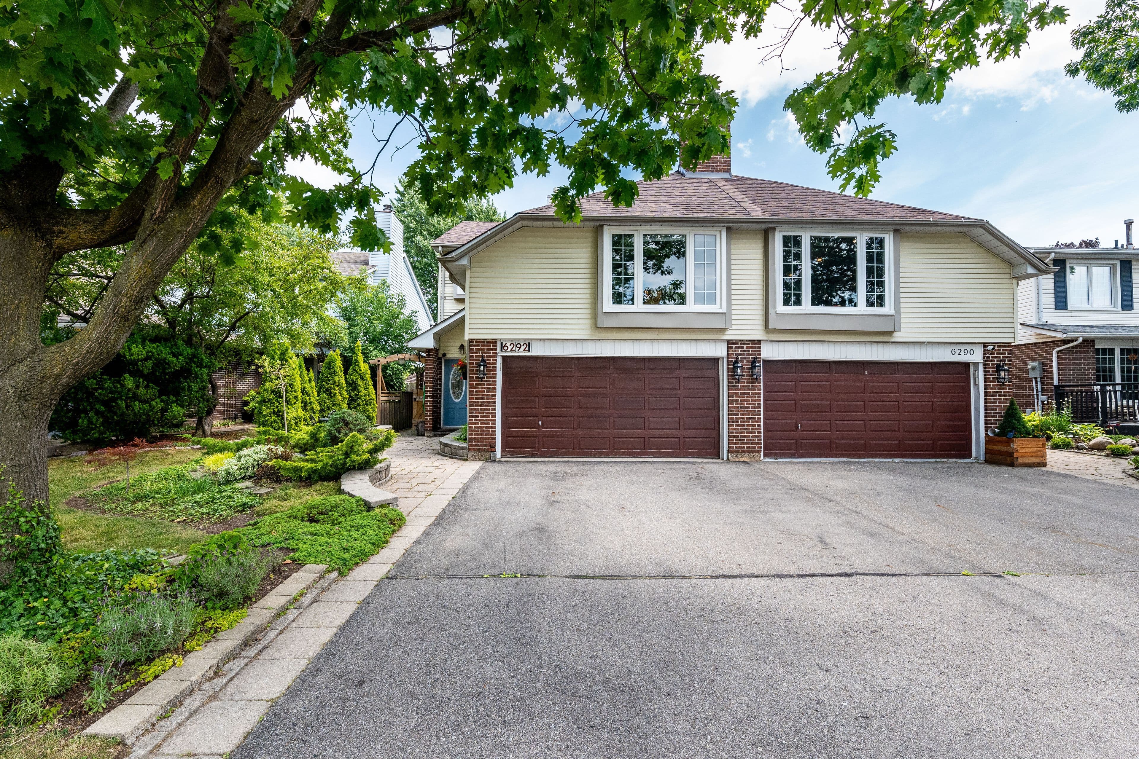 6292 Starfield Crescent, Mississauga, ON L5N 1X4