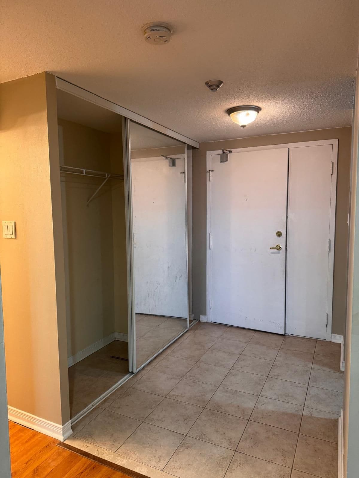 6720 Glen Erin Drive 505, Mississauga, ON L4Z 3X7