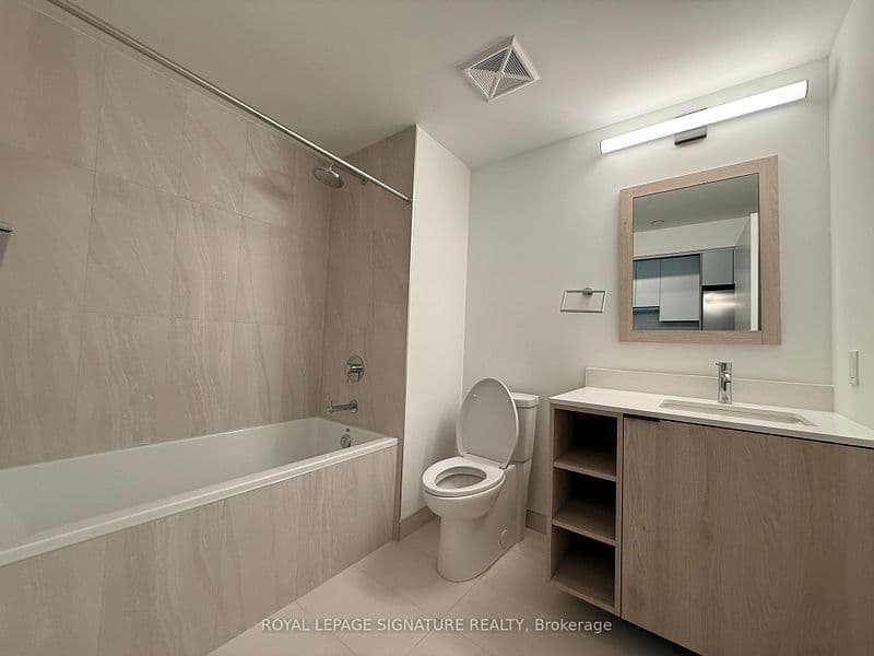 1007 The Queensway Way 505, Toronto W08, ON M8Z 6C7