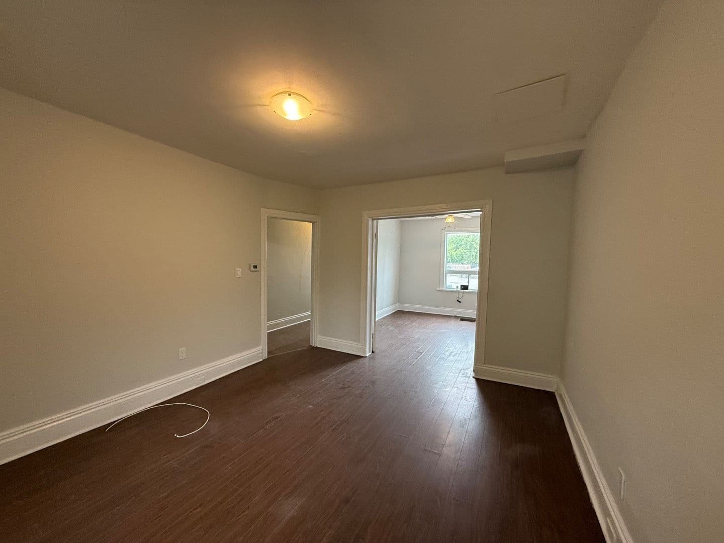 514 Cannon Street E, Hamilton, ON L8L 2E7