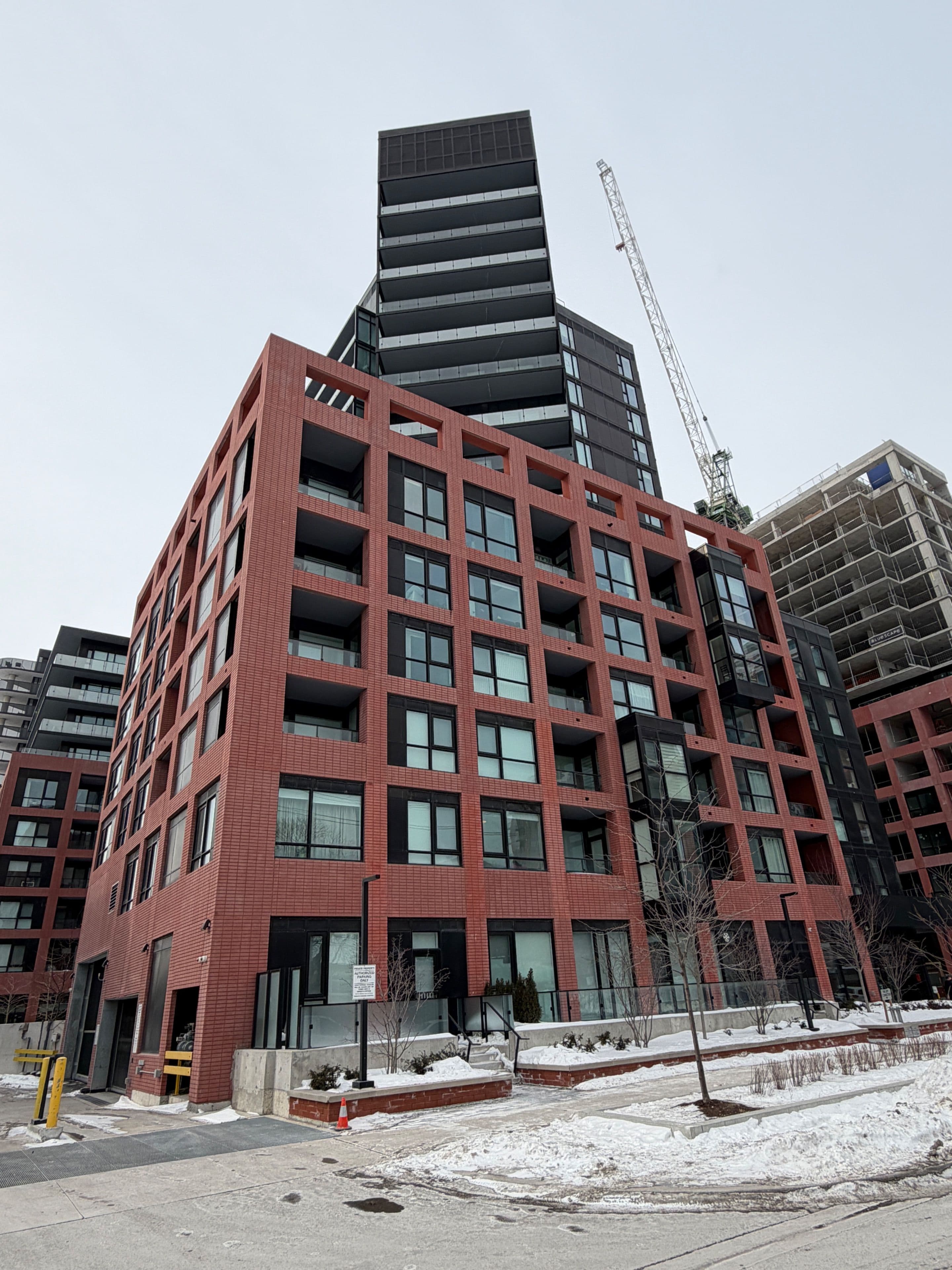 8 TIPPETT Road 529, Toronto C06, ON M3H 0E7