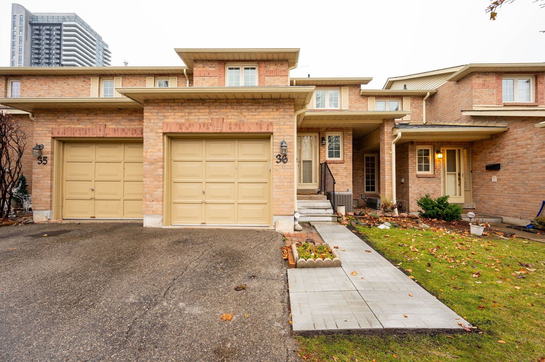 35 Ceremonial Drive 36, Mississauga, ON L5R 3G6