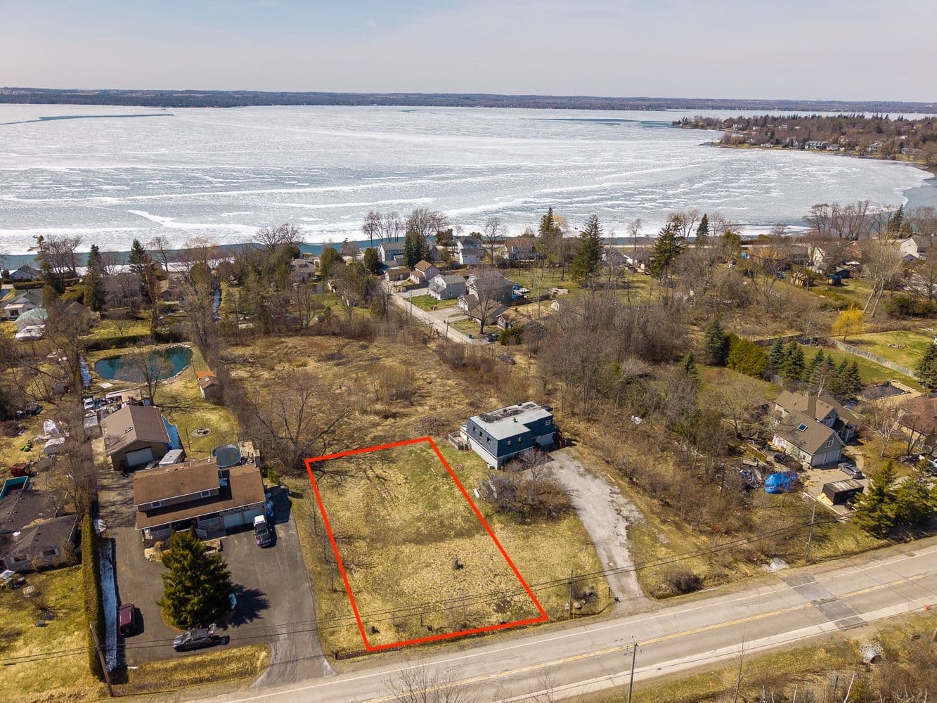 296 Metro Road N, Georgina, ON L4P 3C8