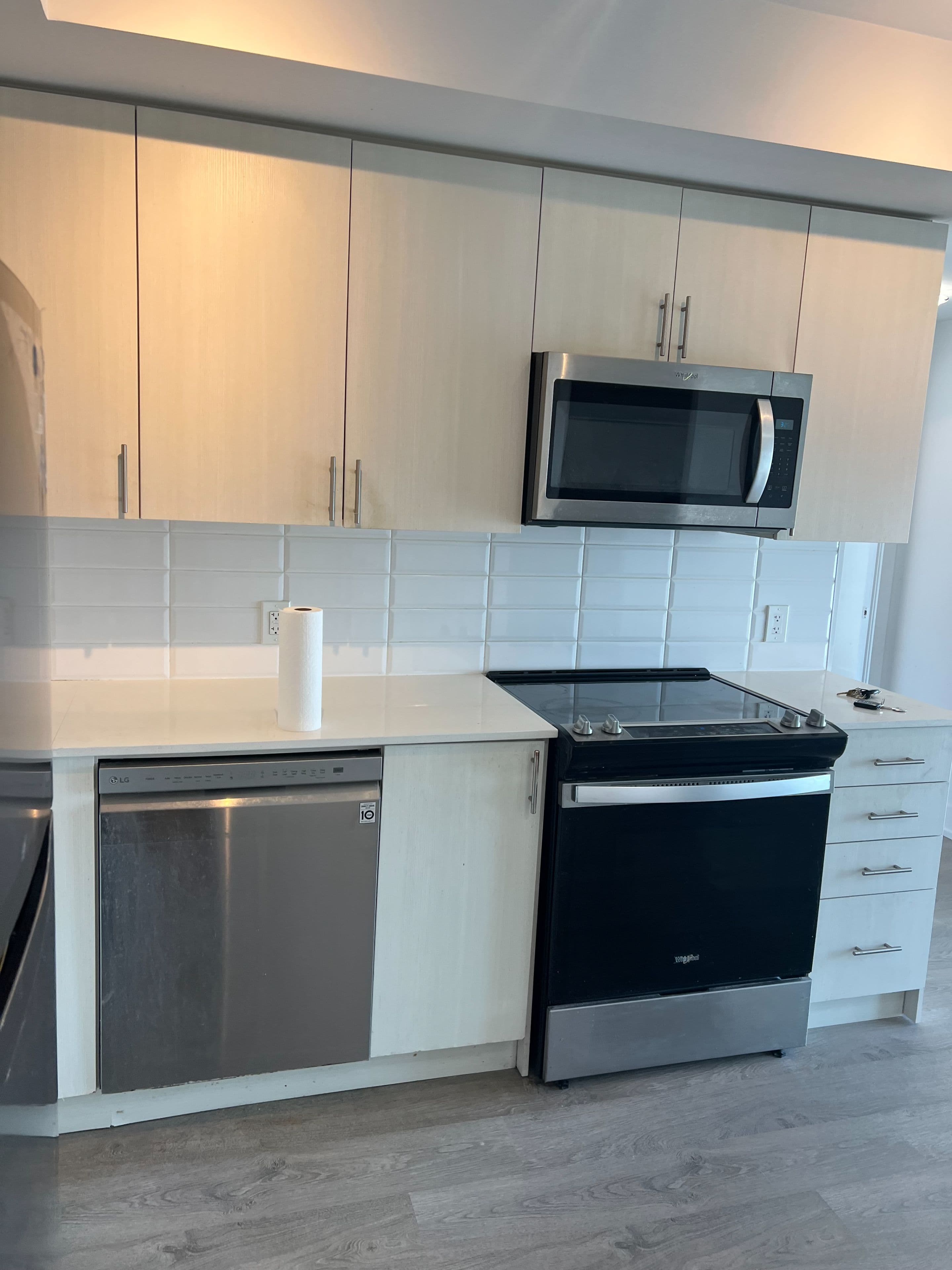 2550 Simcoe Street 1016, Oshawa, ON L1L 0P8