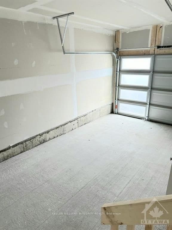 2489 Watercolours Way, Barrhaven, ON K2J 7B1