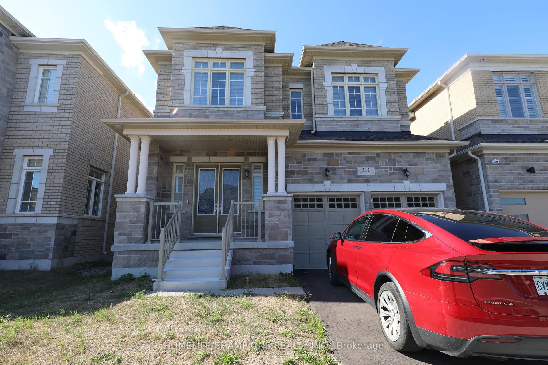 212 Wesmina Avenue, Whitchurch-Stouffville, ON L4A 5A2