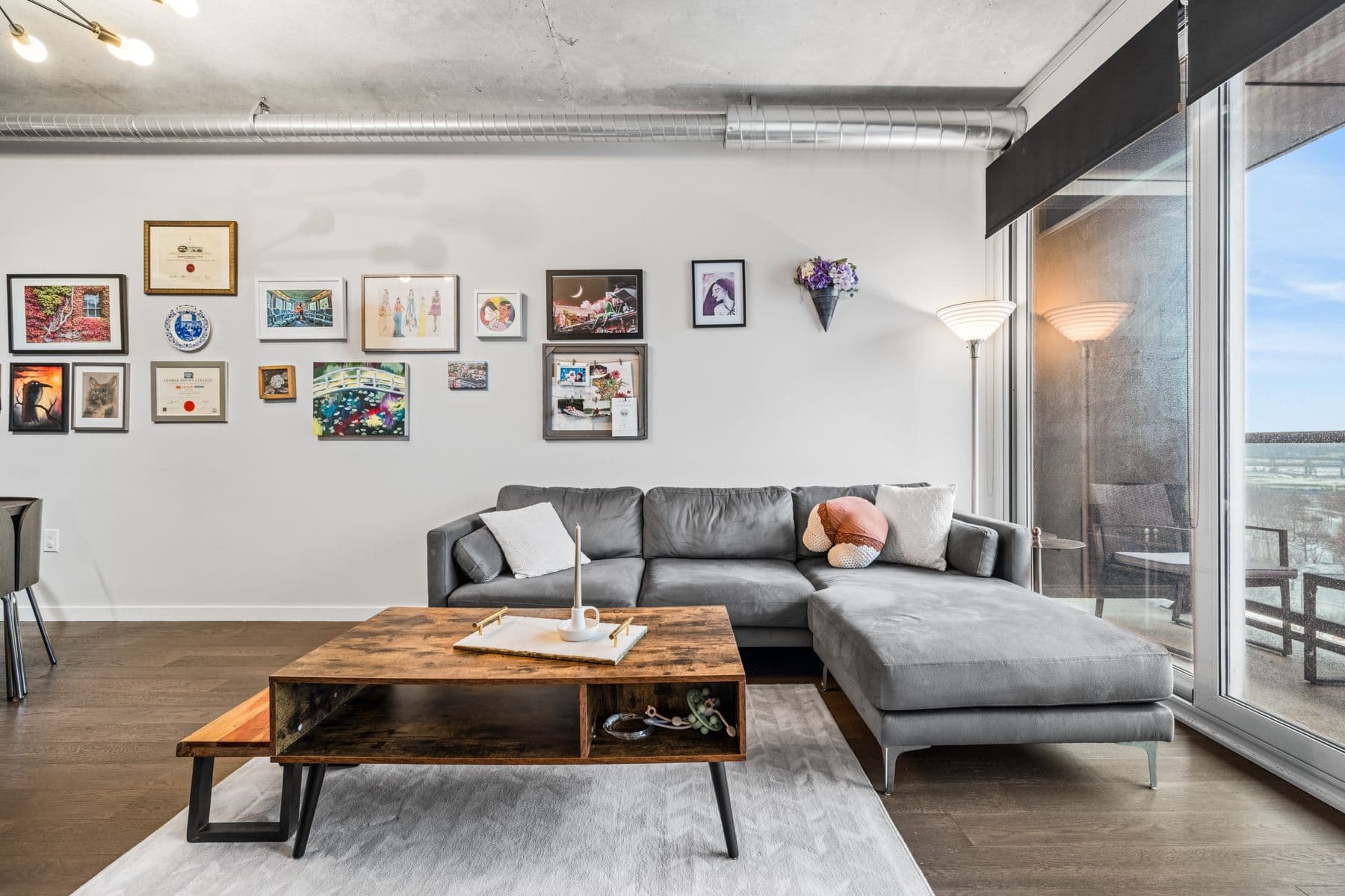 170 Bayview Avenue 802, Toronto C08, ON M5A 0M4