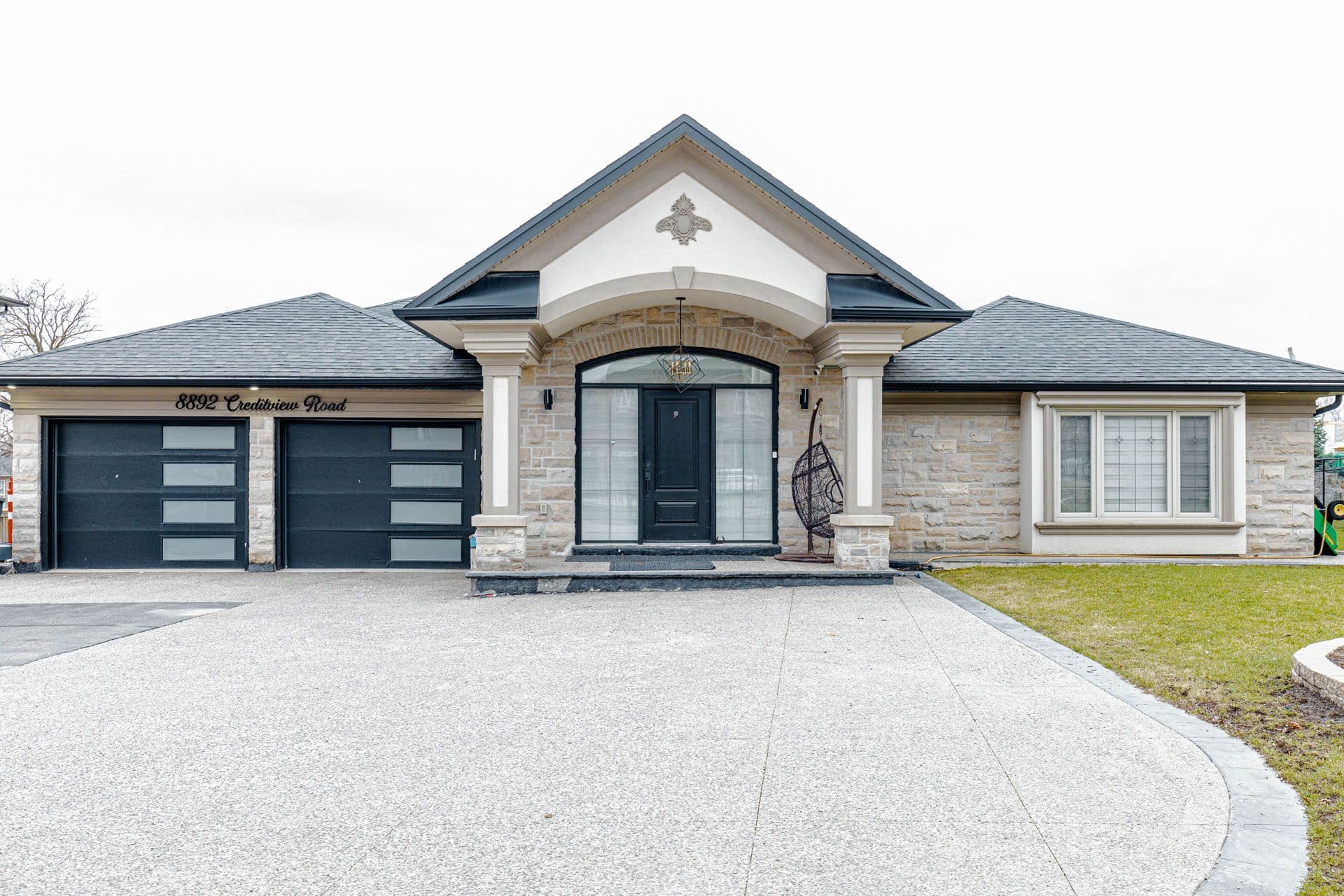 8892 Creditview Road, Brampton, ON L6Y 0G4