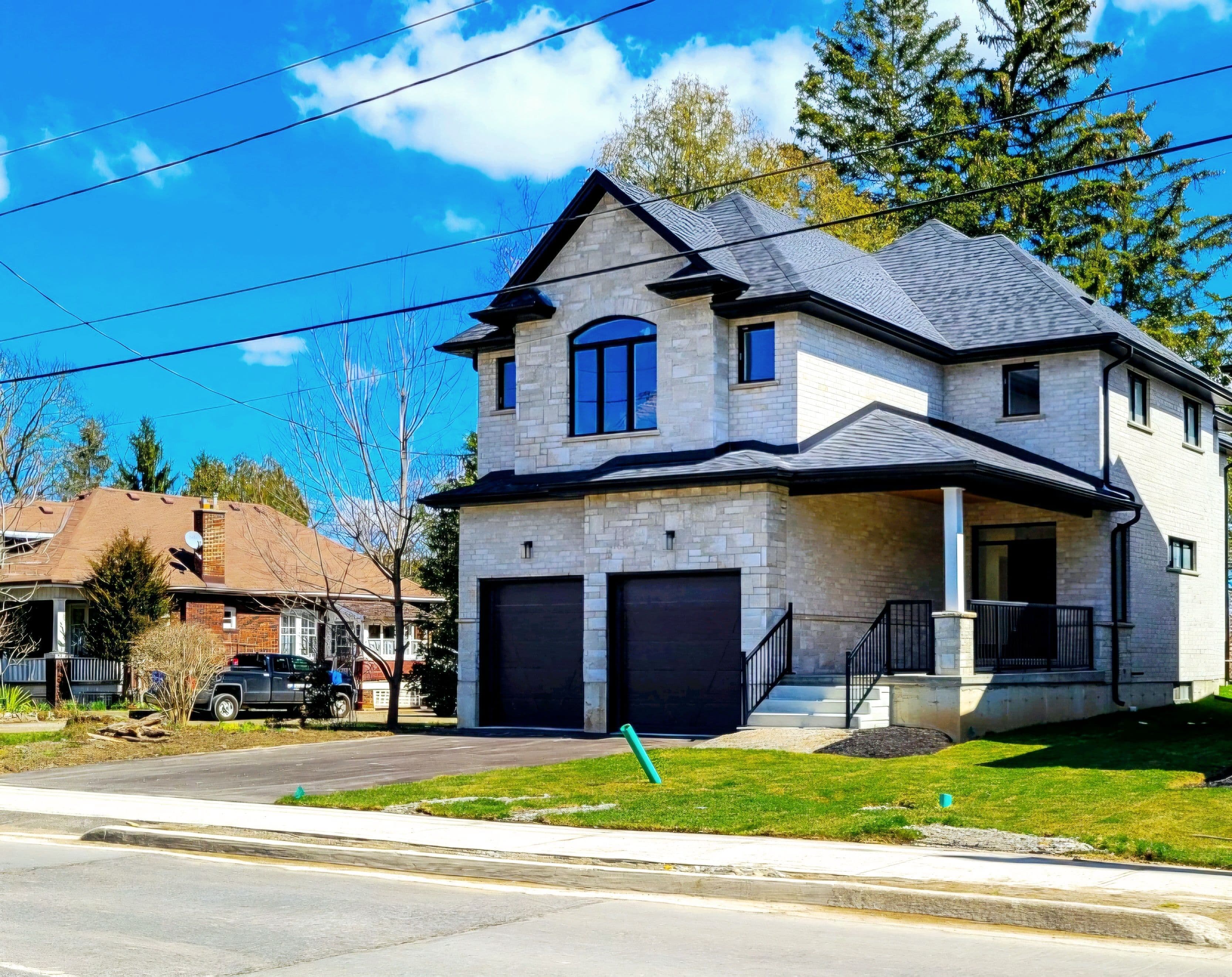 232 Mount Pleasant Street, Brantford, ON N3T 1V1