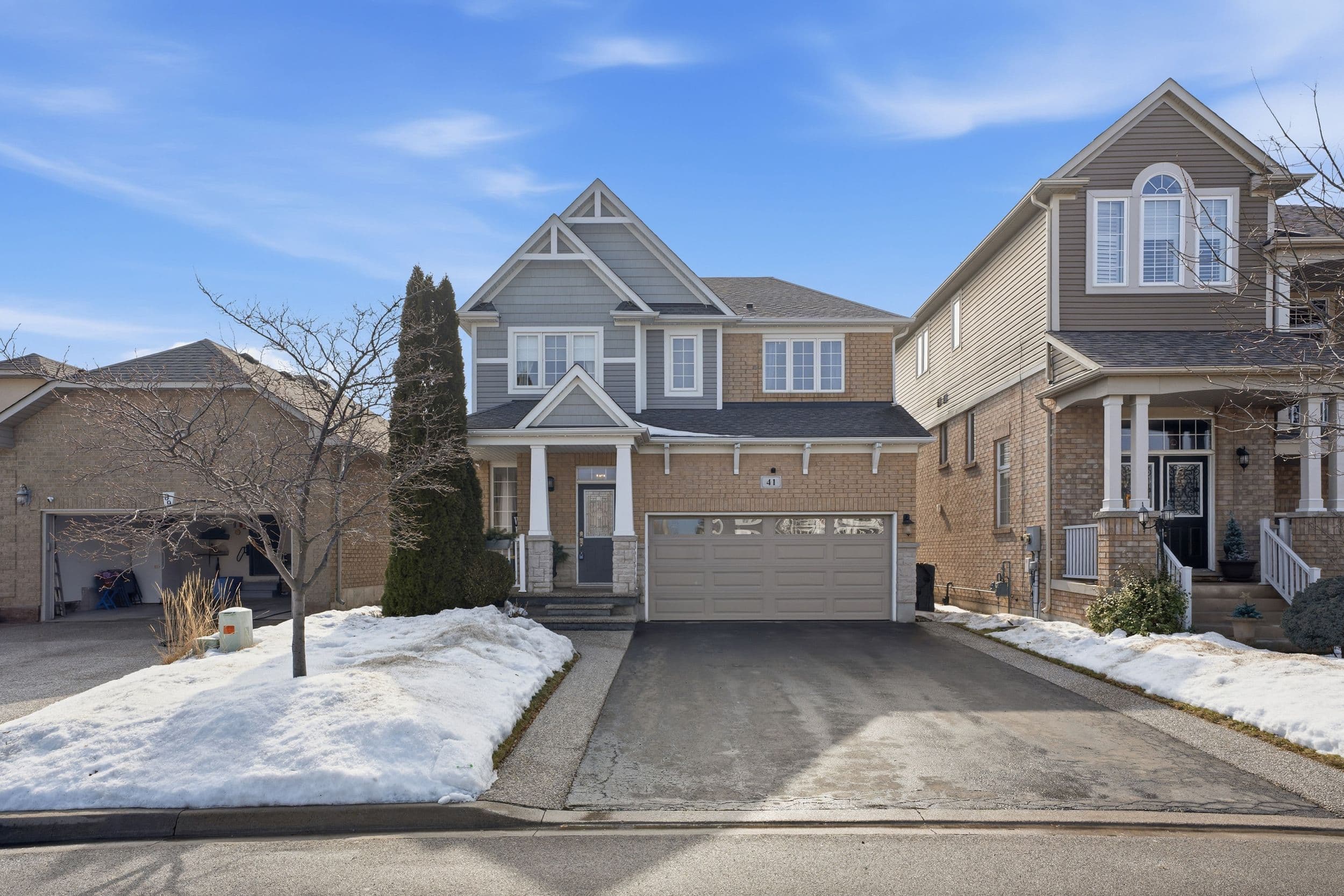 41 Monza Drive, Hamilton, ON L6H 5R7