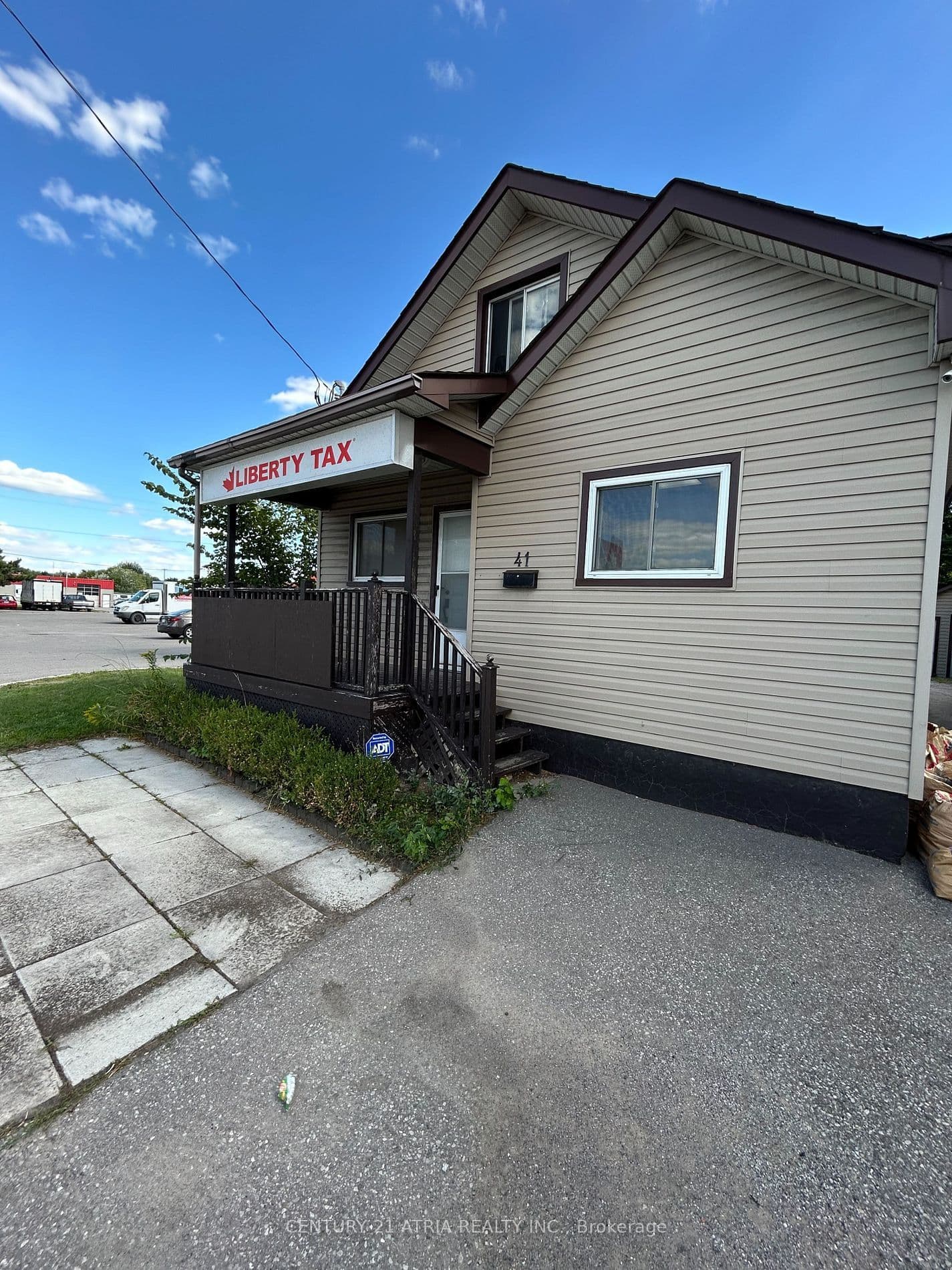 41 Bloor Street E, Oshawa, ON L1H 3L9