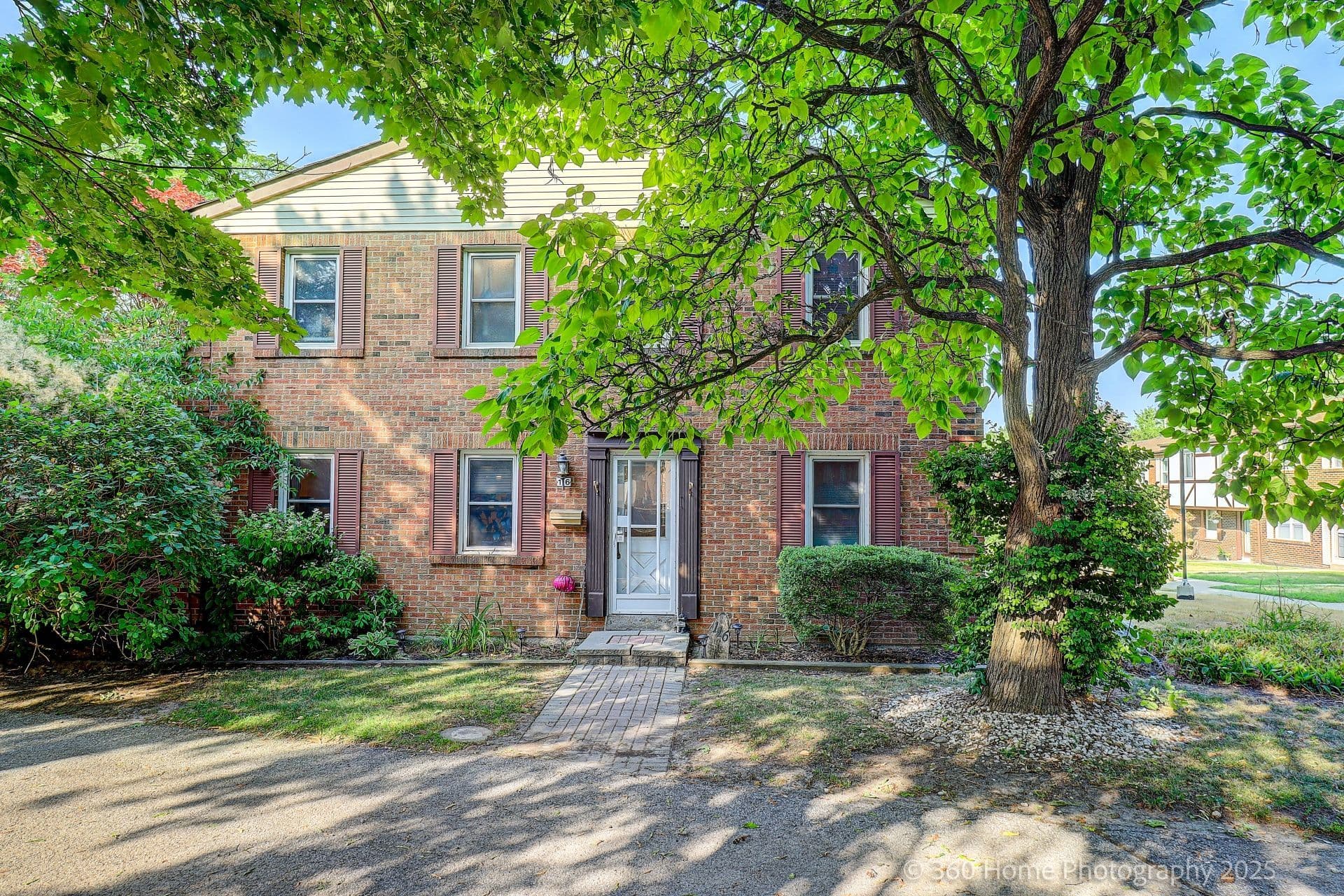 25 Brimwood Boulevard 116, Toronto E07, ON M1V 1E2