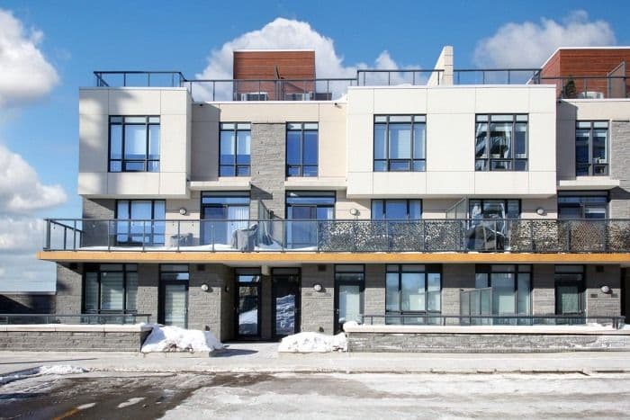 1245 Bayly Street TH4, Pickering, ON L1W 0B5