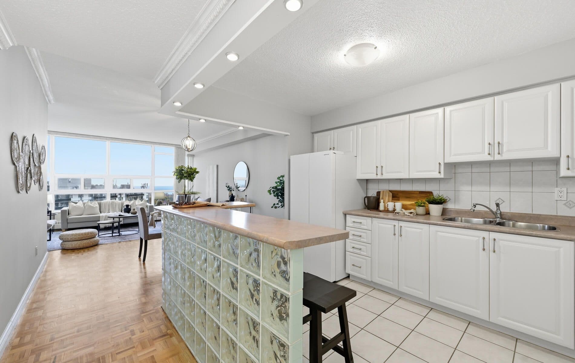 3380 Eglinton Avenue E 2007, Toronto E08, ON M1J 3L6