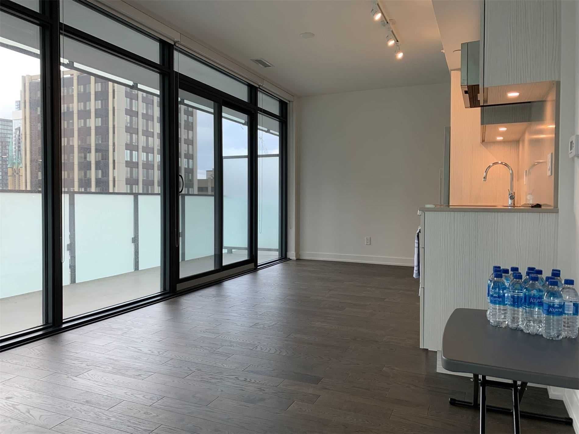 25 Richmond Street E 812, Toronto C08, ON M5C 0A6