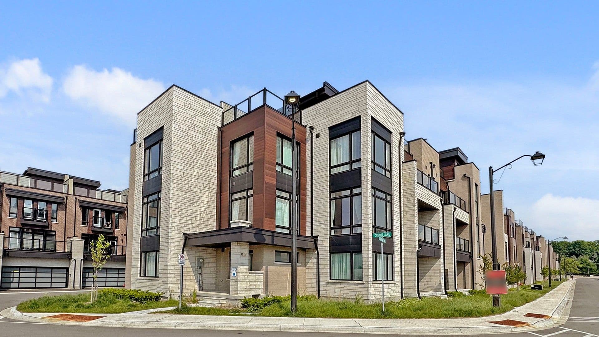 76 Ingersoll Lane, Richmond Hill, ON L4E 1G9