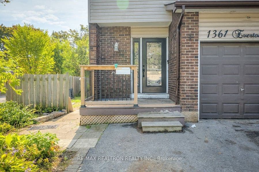 1361 Everton Street Bsmt, Pickering, ON L1V 2T6