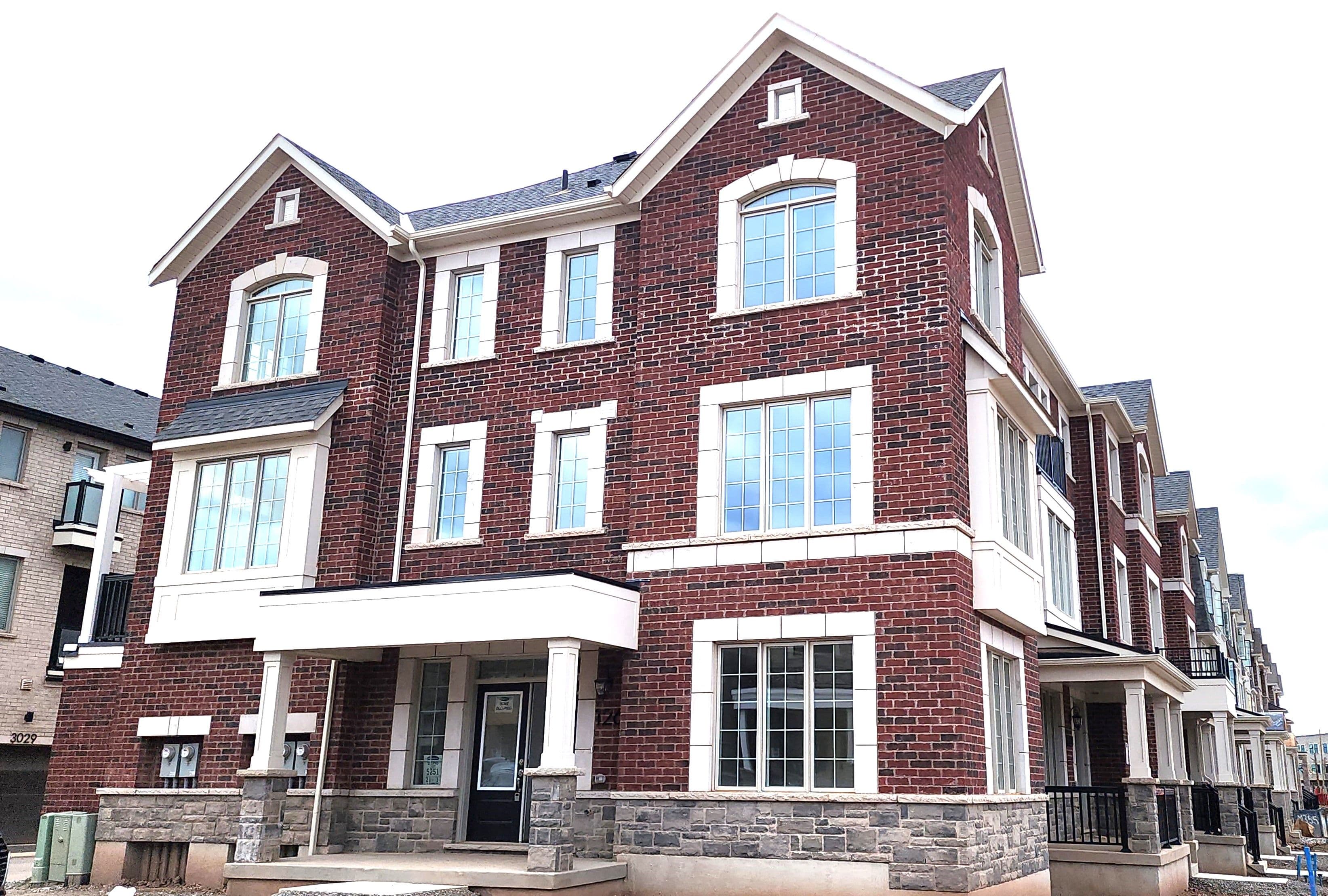 1261 Court Leigh Trail, Oakville, ON L6H 7Y2