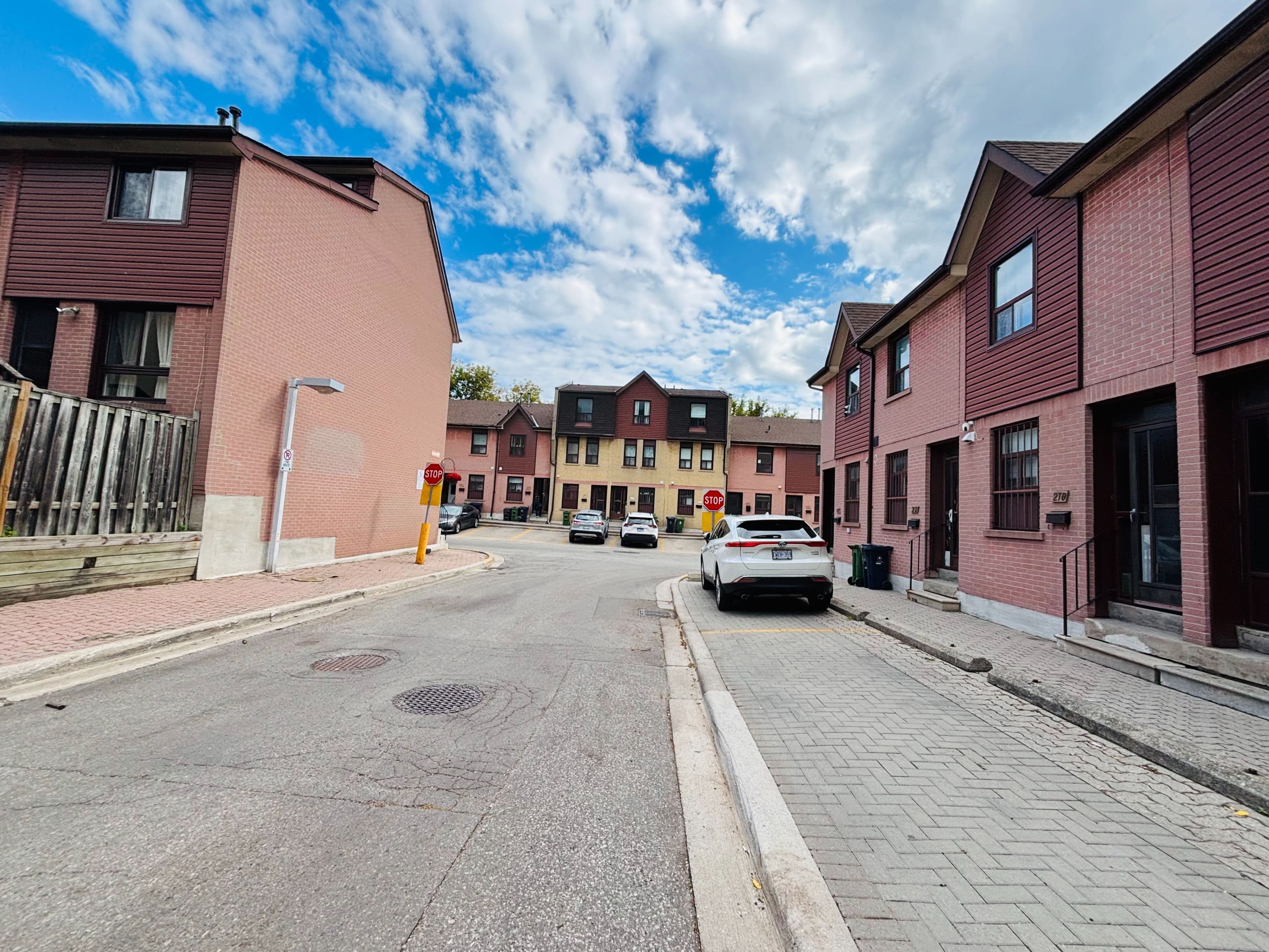 275 Broadview Avenue 206, Toronto E01, ON M4M 3H5