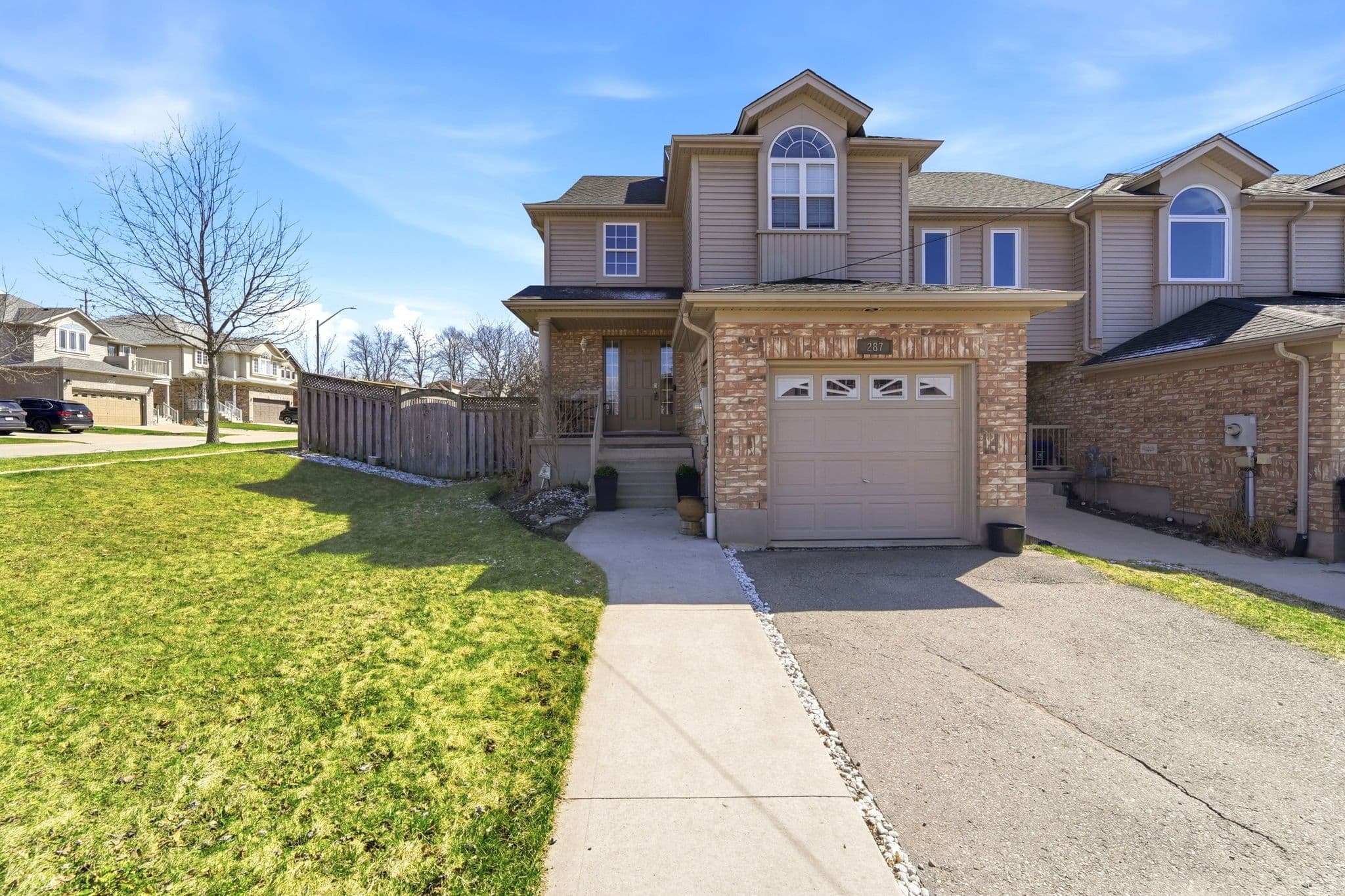287 Mcmeeken Drive, Cambridge, ON N3C 4N7
