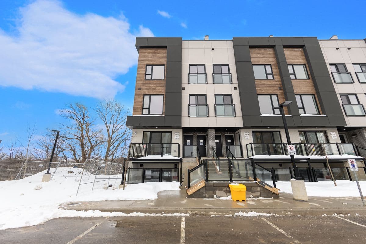 16 Melbourne Avenue 201C, St. Catharines, ON L2P 3J8