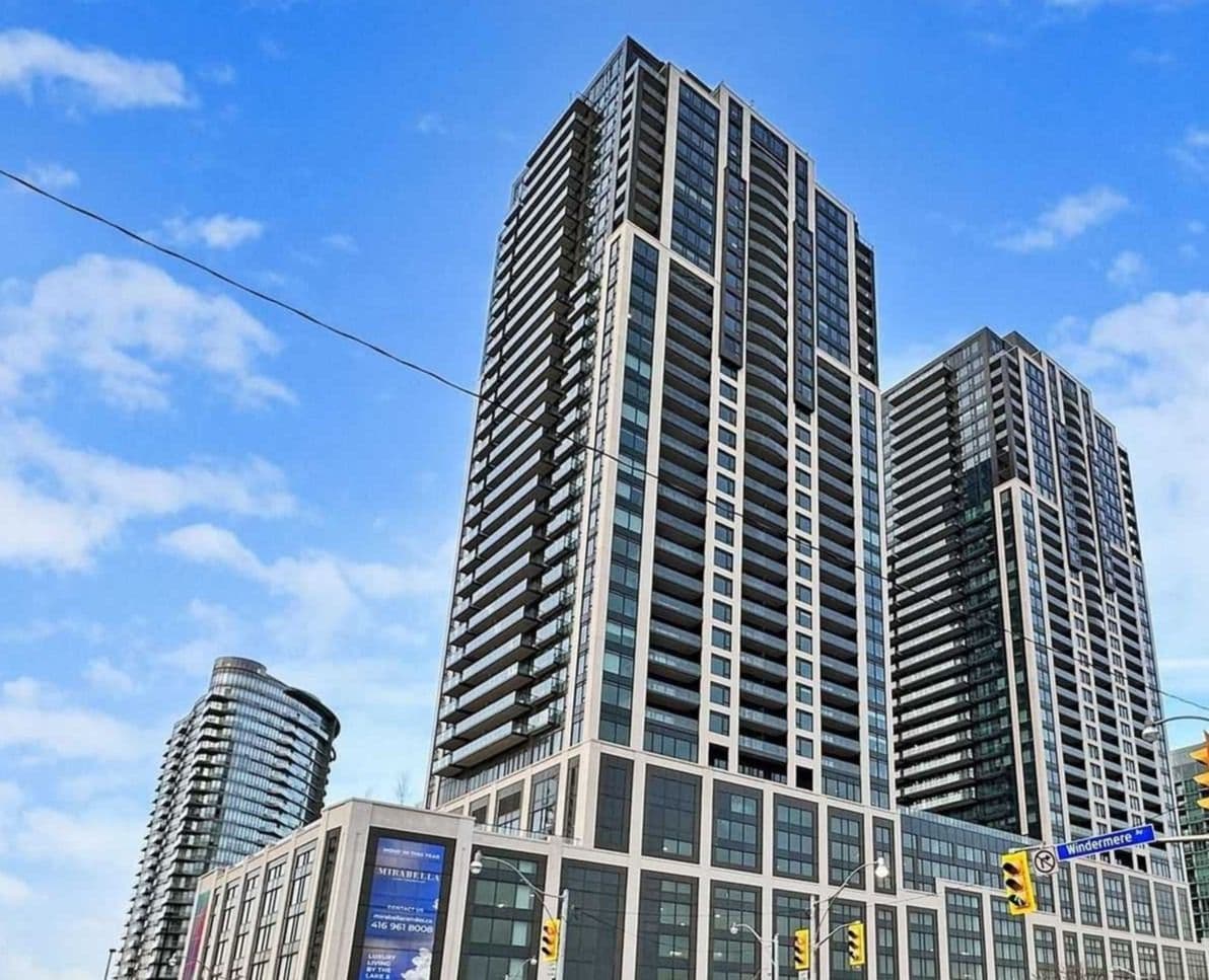 1926 Lake Shore Boulevard W 2706, Toronto W01, ON M6S 1A1