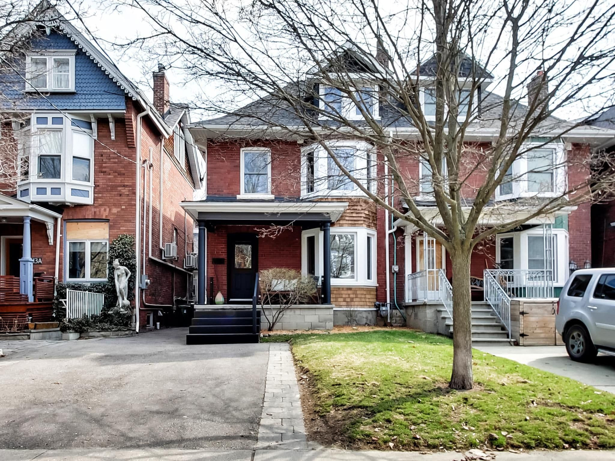 11 Delaware Avenue, Toronto C01, ON M6H 2S8