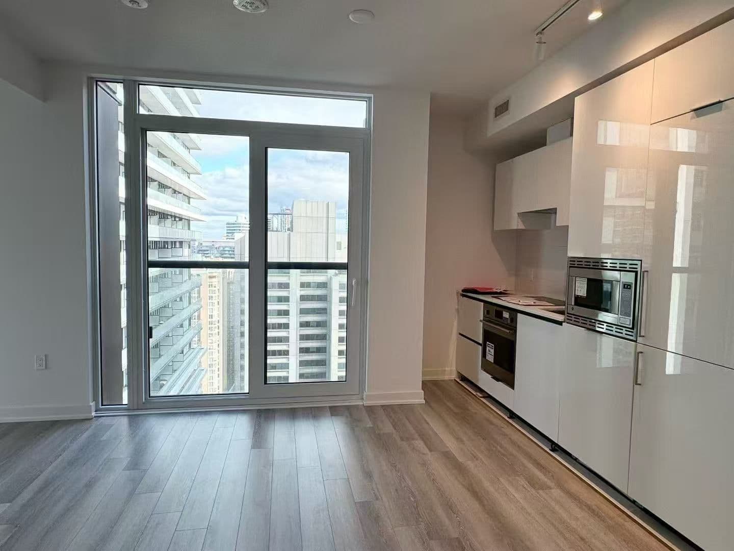 238 Simcoe Street 2903, Toronto C01, ON M5T 0E2