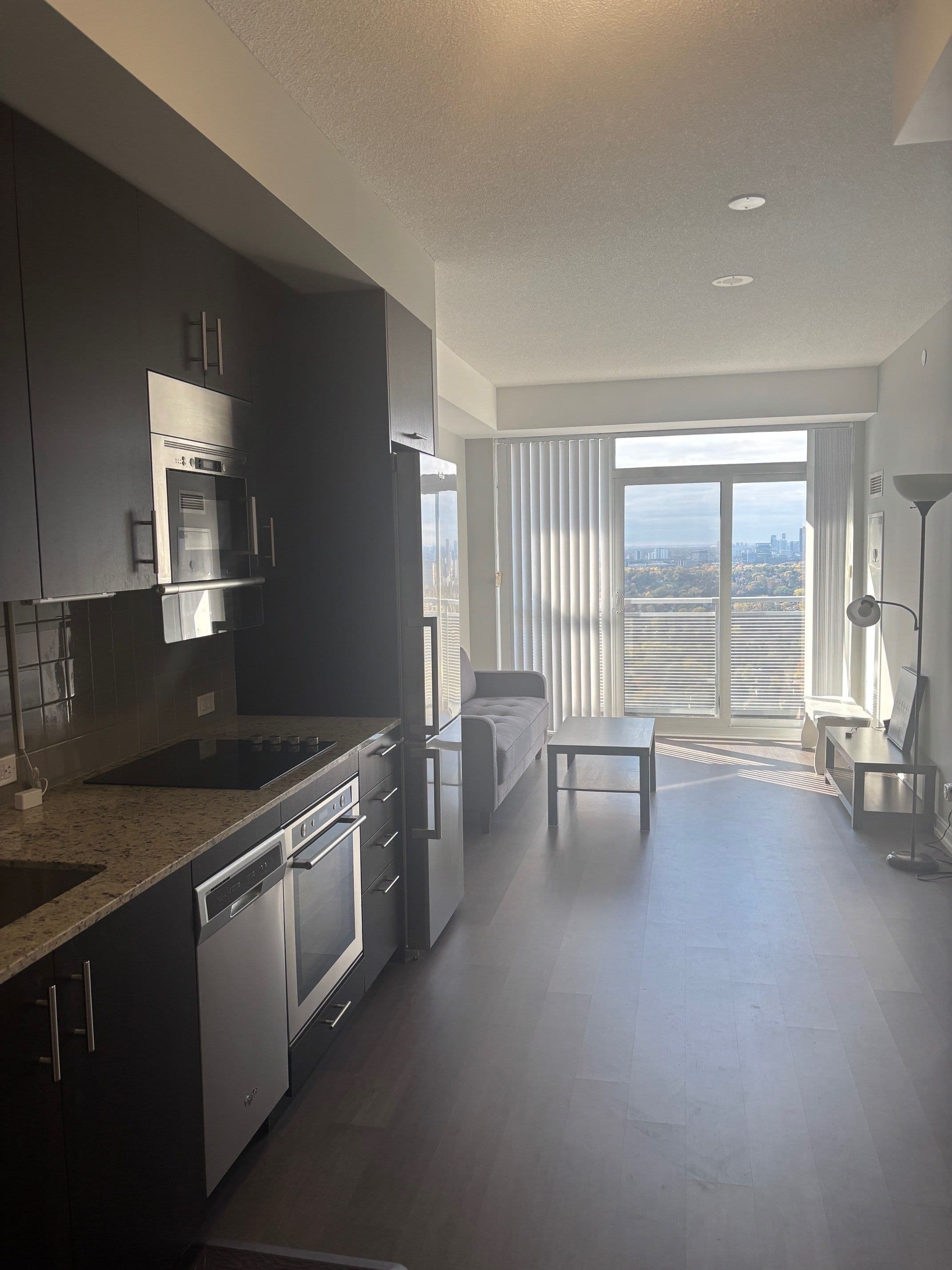 255 Village Green Square 3307, Toronto E07, ON M1S 0L3