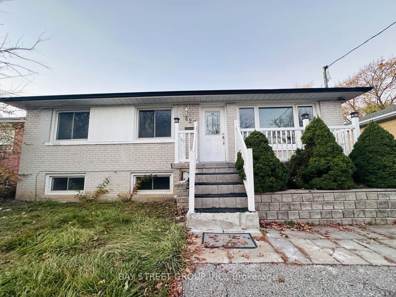 427 Crosby Avenue, Richmond Hill, ON L4C 2R9