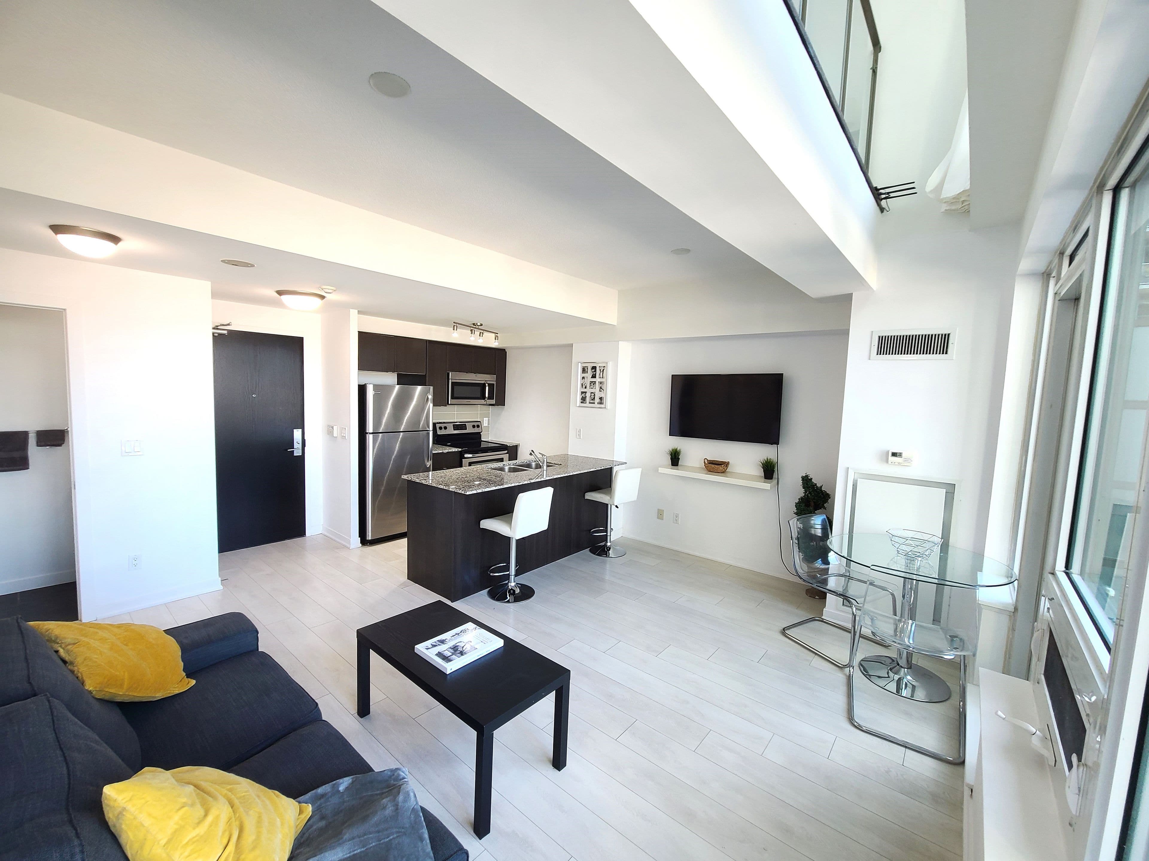 55 East Liberty Street 917, Toronto C01, ON M6K 3P9