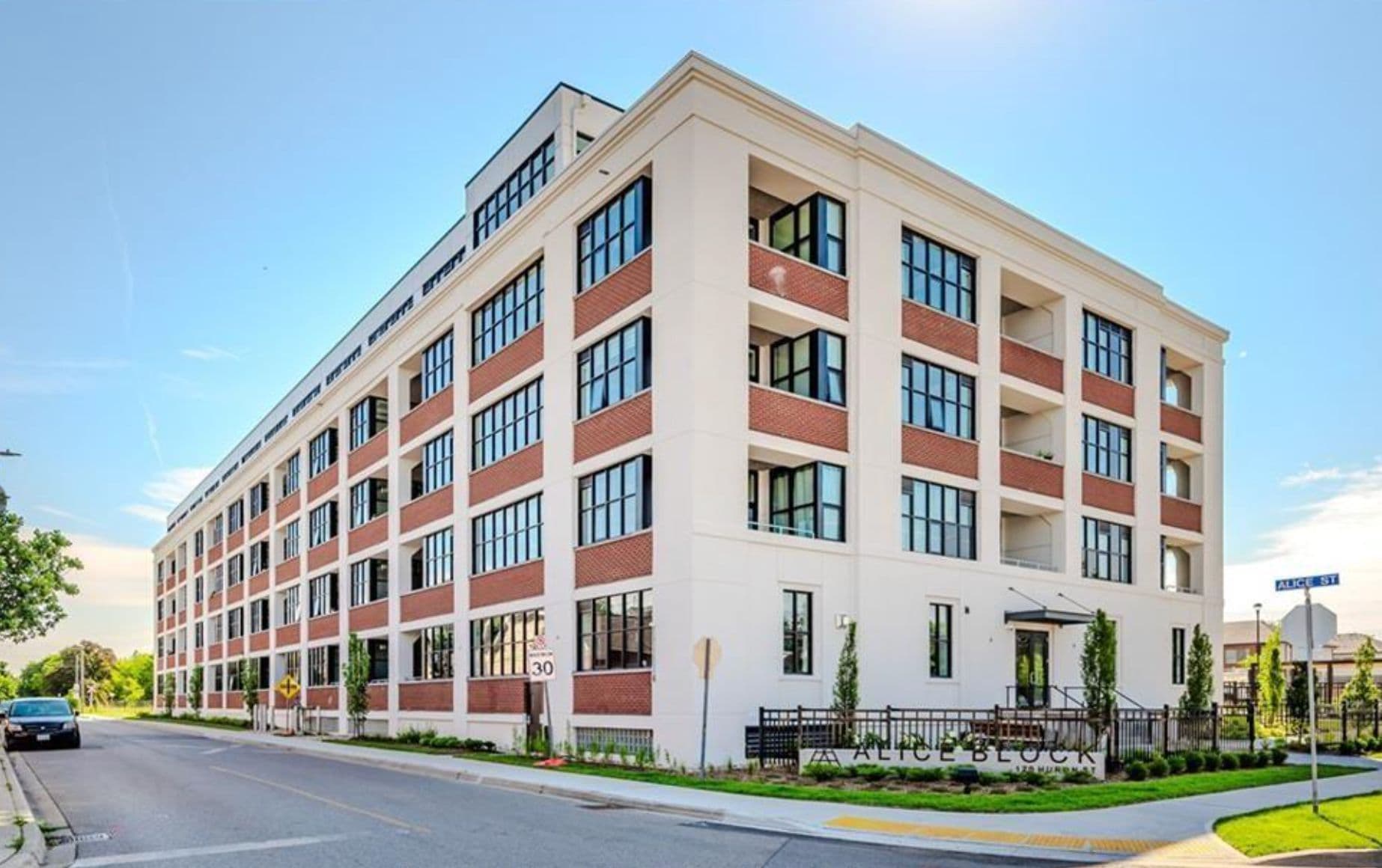 120 Huron Street 110, Guelph, ON N1E 5L7