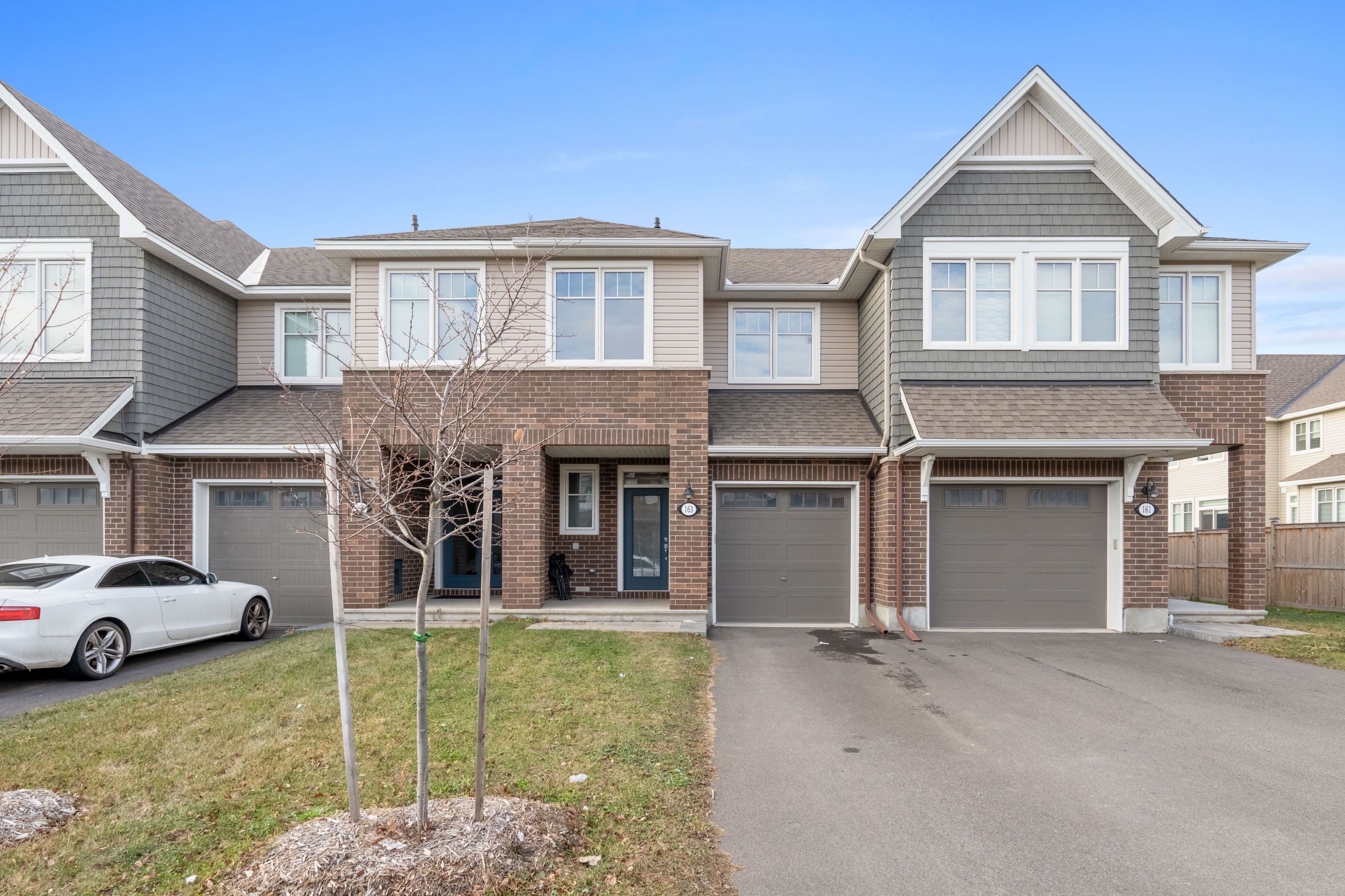 163 Angelonia Crescent, Blossom Park - Airport and Area, ON K1T 3V9