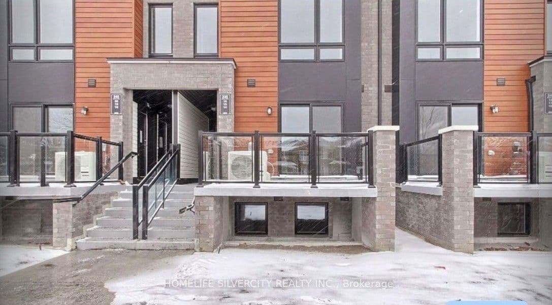 30 Liben Way 31, Toronto E11, ON M1B 0E9