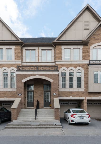 2506 Bromus Path N, Oshawa, ON L1L 0K7