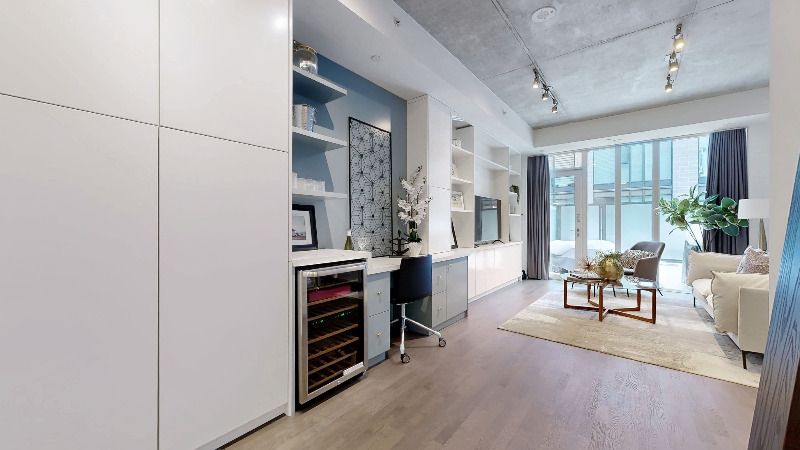 1246 Dundas Street E, Toronto E01, ON M4M 1S3