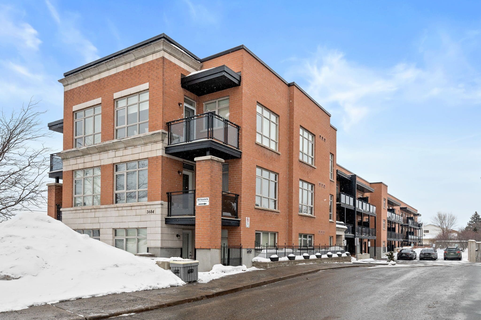 3684 Fallowfield Road 204, Barrhaven, ON K2J 4H3