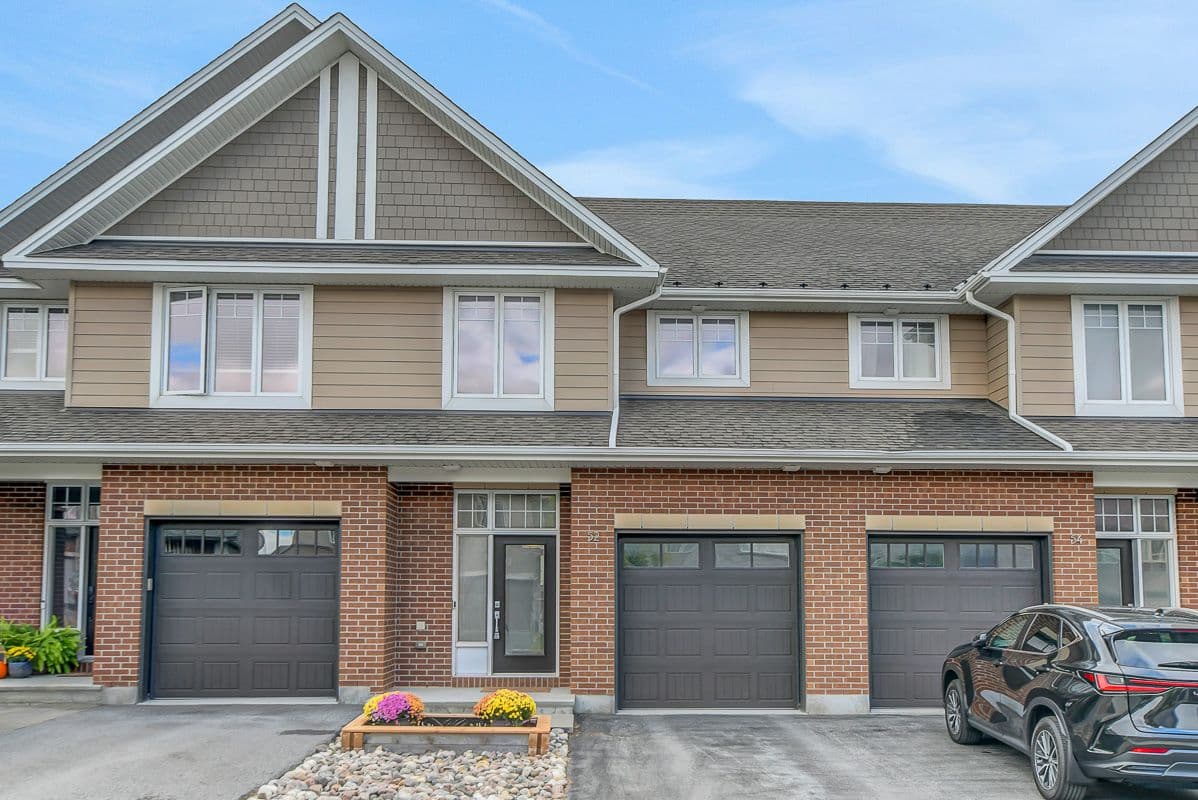52 Arkose Street, Kanata, ON K2T 0M2