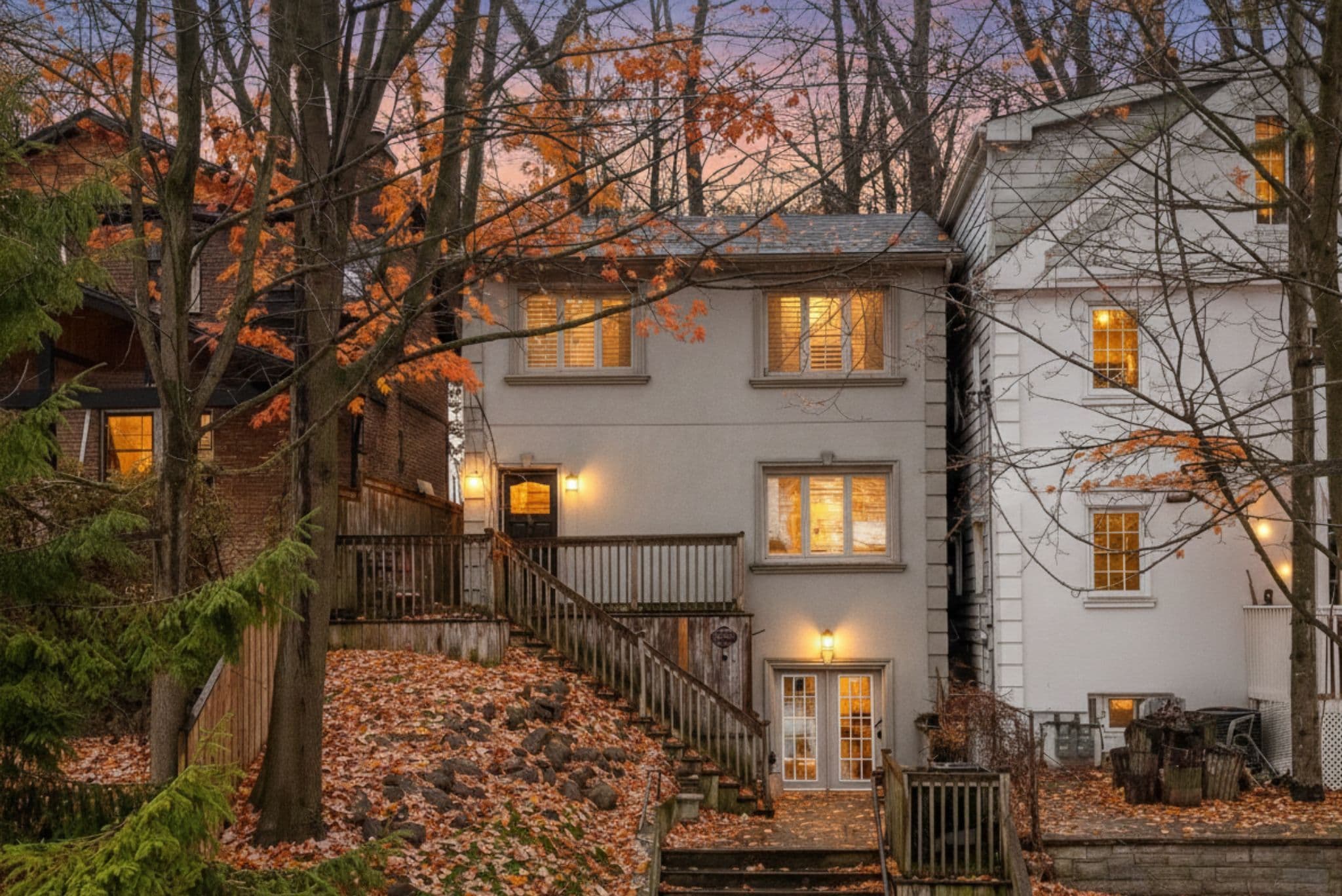 122A Neville Park Boulevard, Toronto E02, ON M4E 3P8