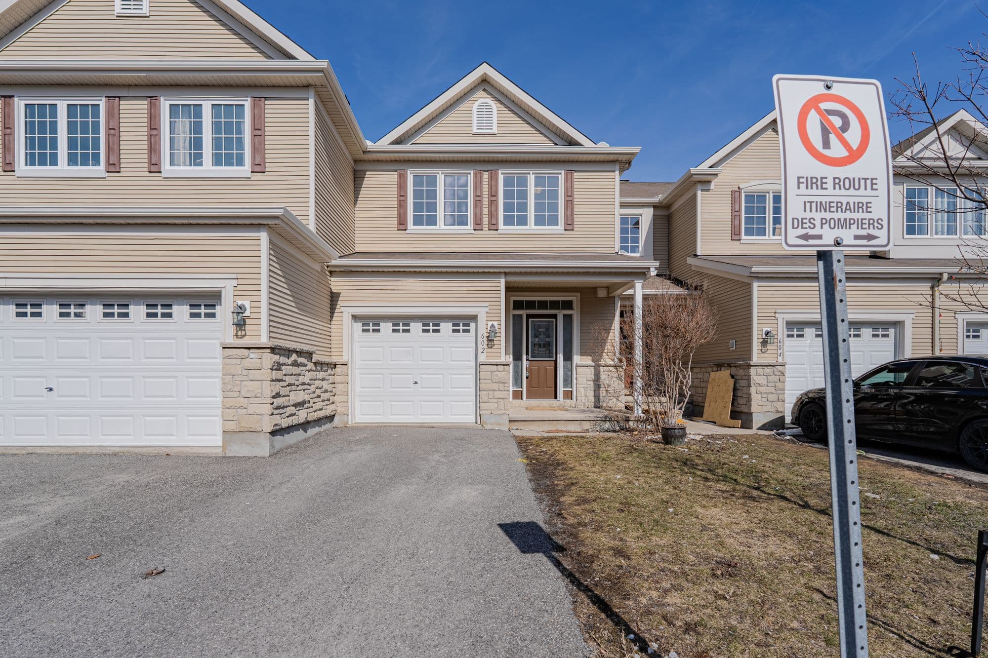 602 Pamplona Private, Barrhaven, ON K2J 5T3