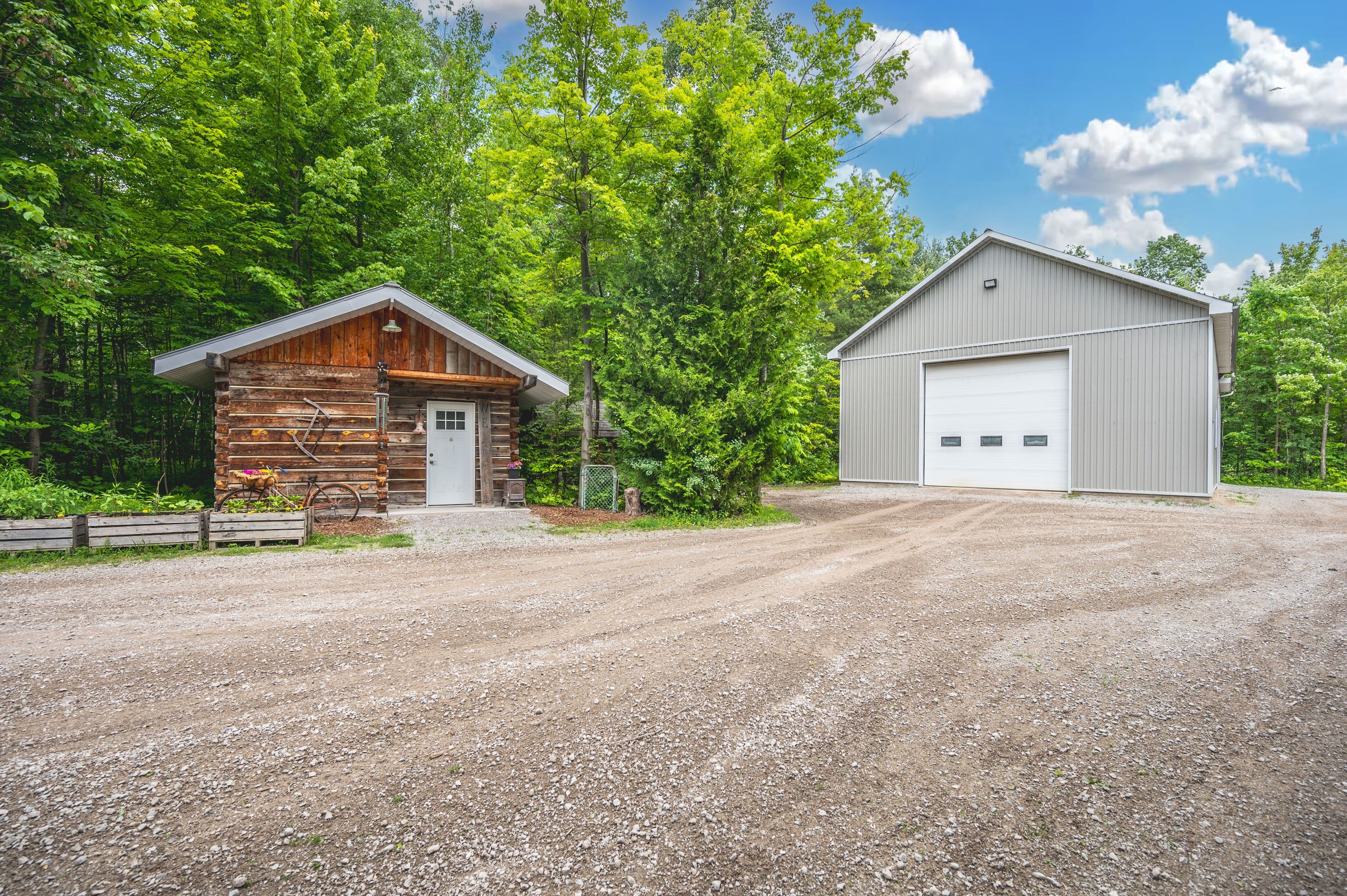 8071 4th Line, Essa, ON L0M 1B1