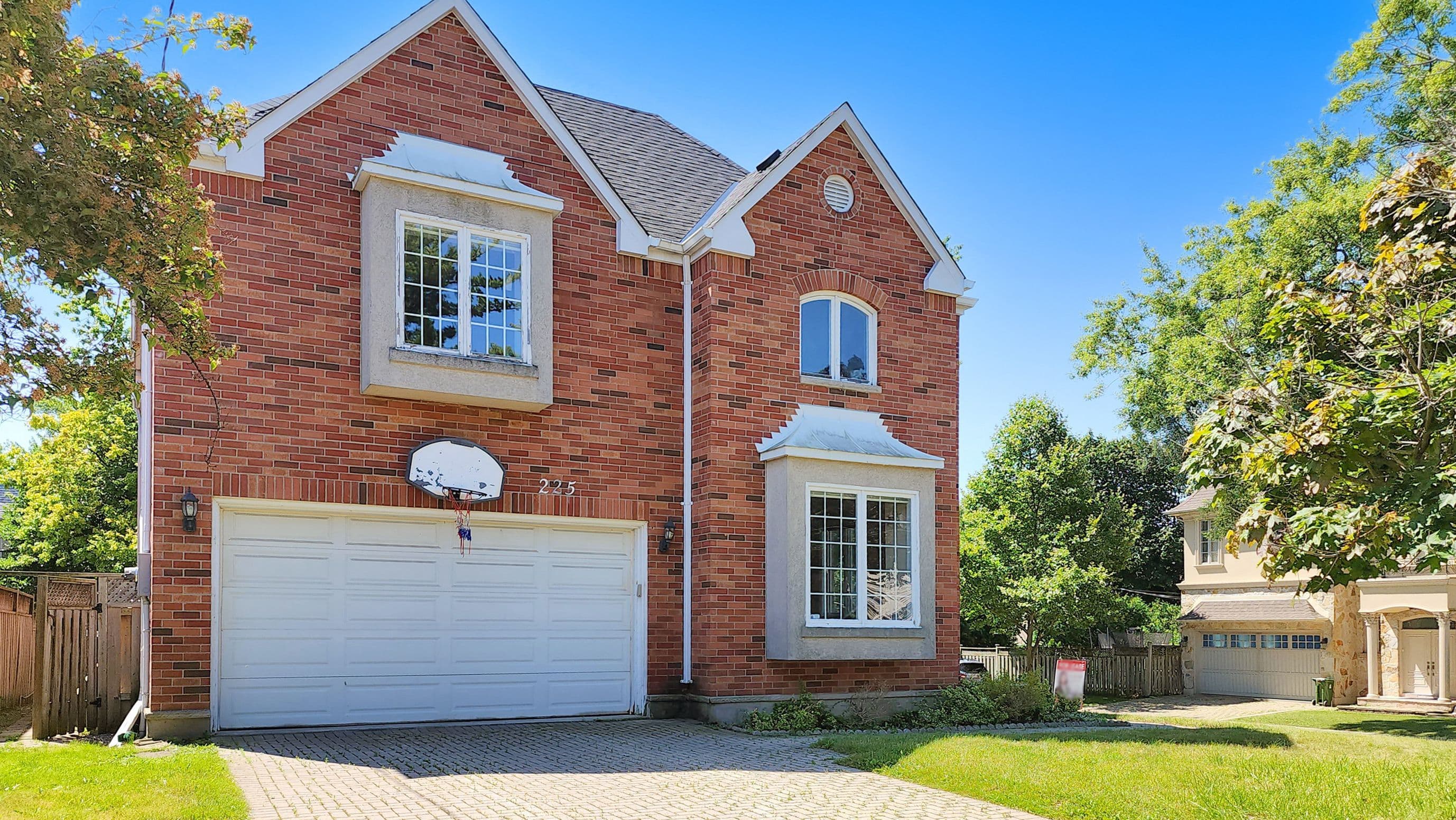 225 Kingsdale Avenue, Toronto C14, ON M2N 3X3